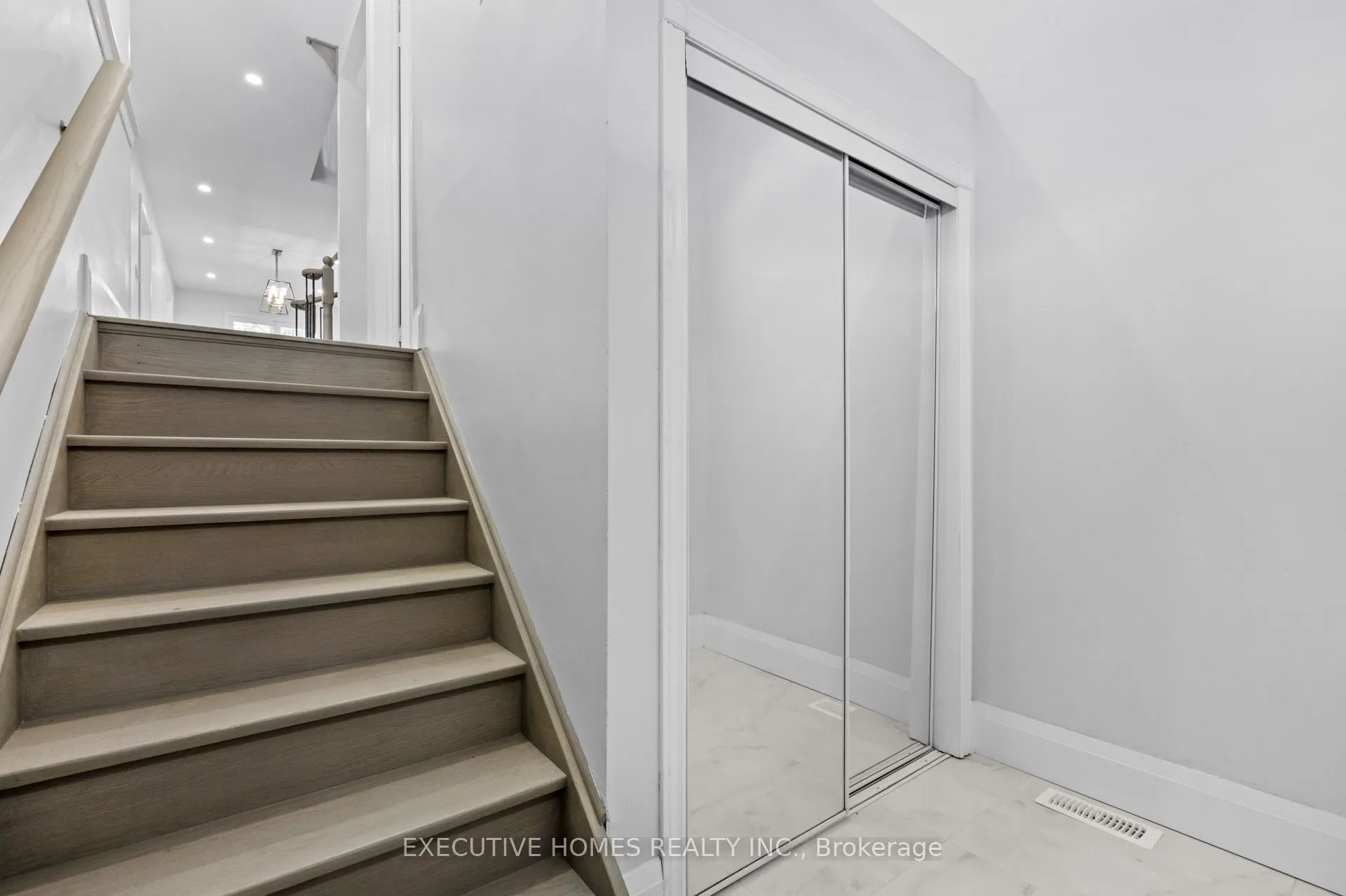 20 Minton Drive, #14