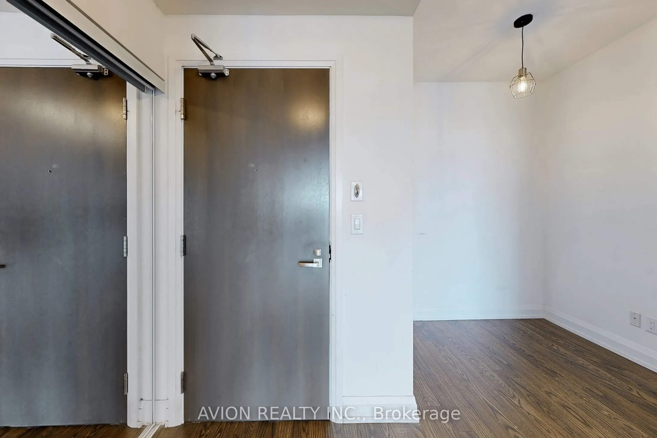 7171 Yonge Street, #2409