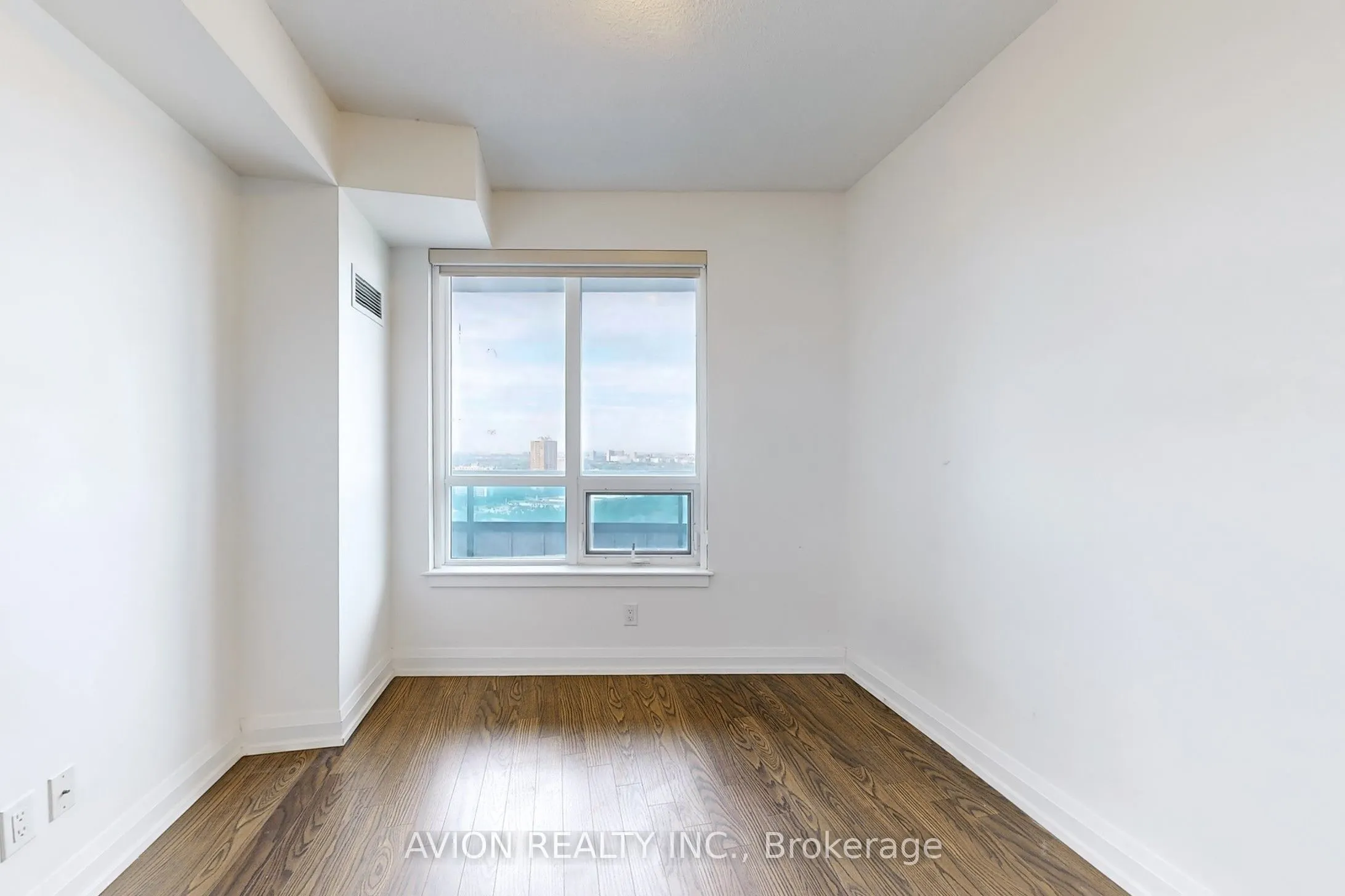 7171 Yonge Street, #2409