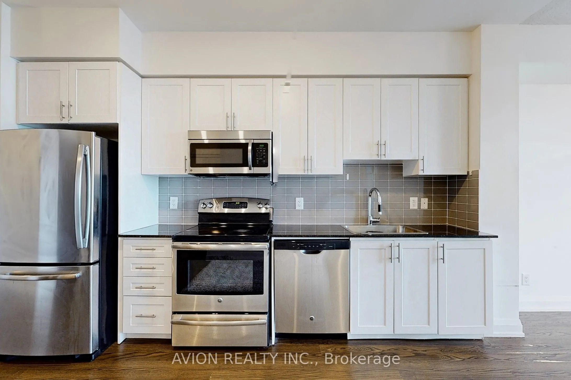 7171 Yonge Street, #2409