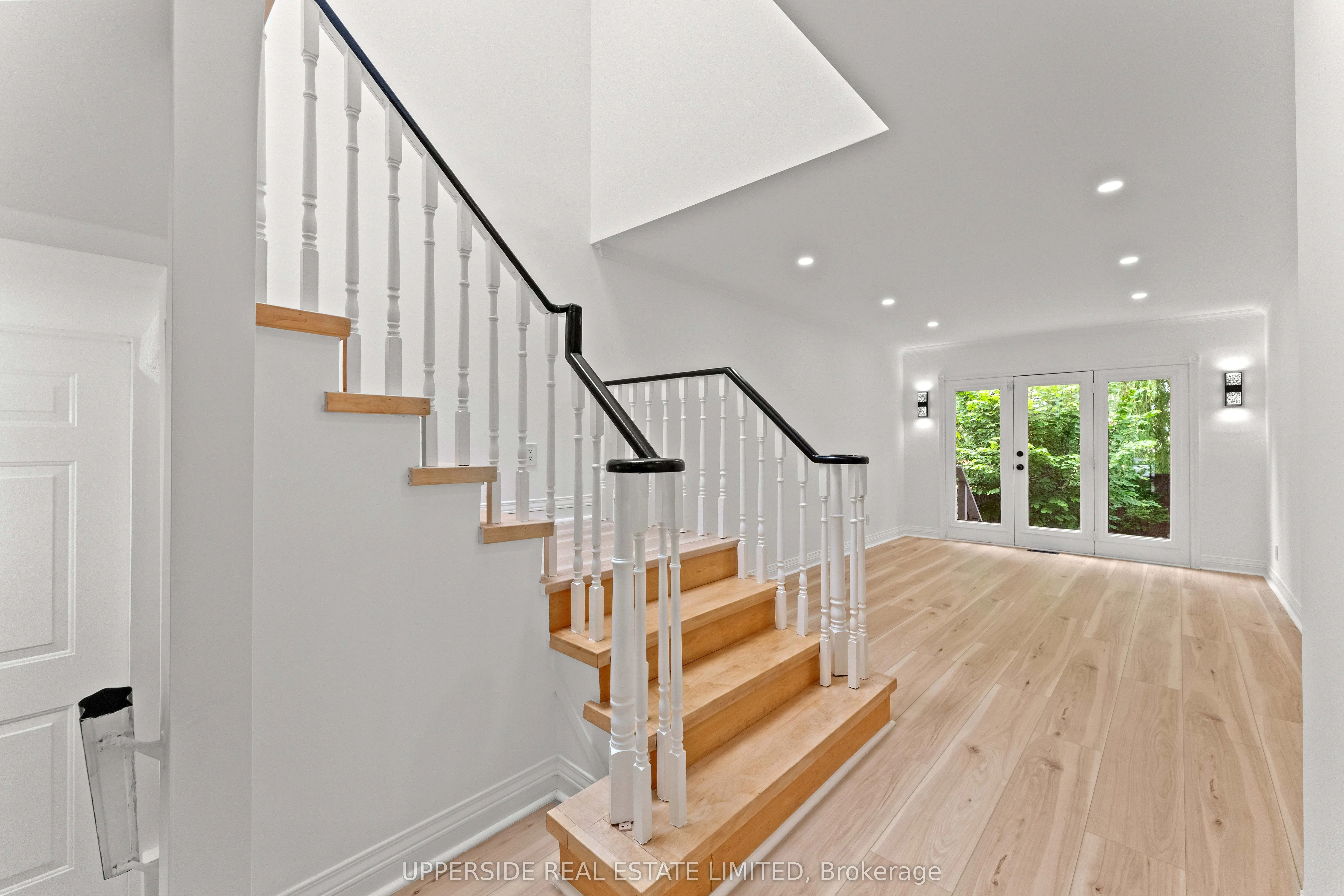 55 Thornbury Circle