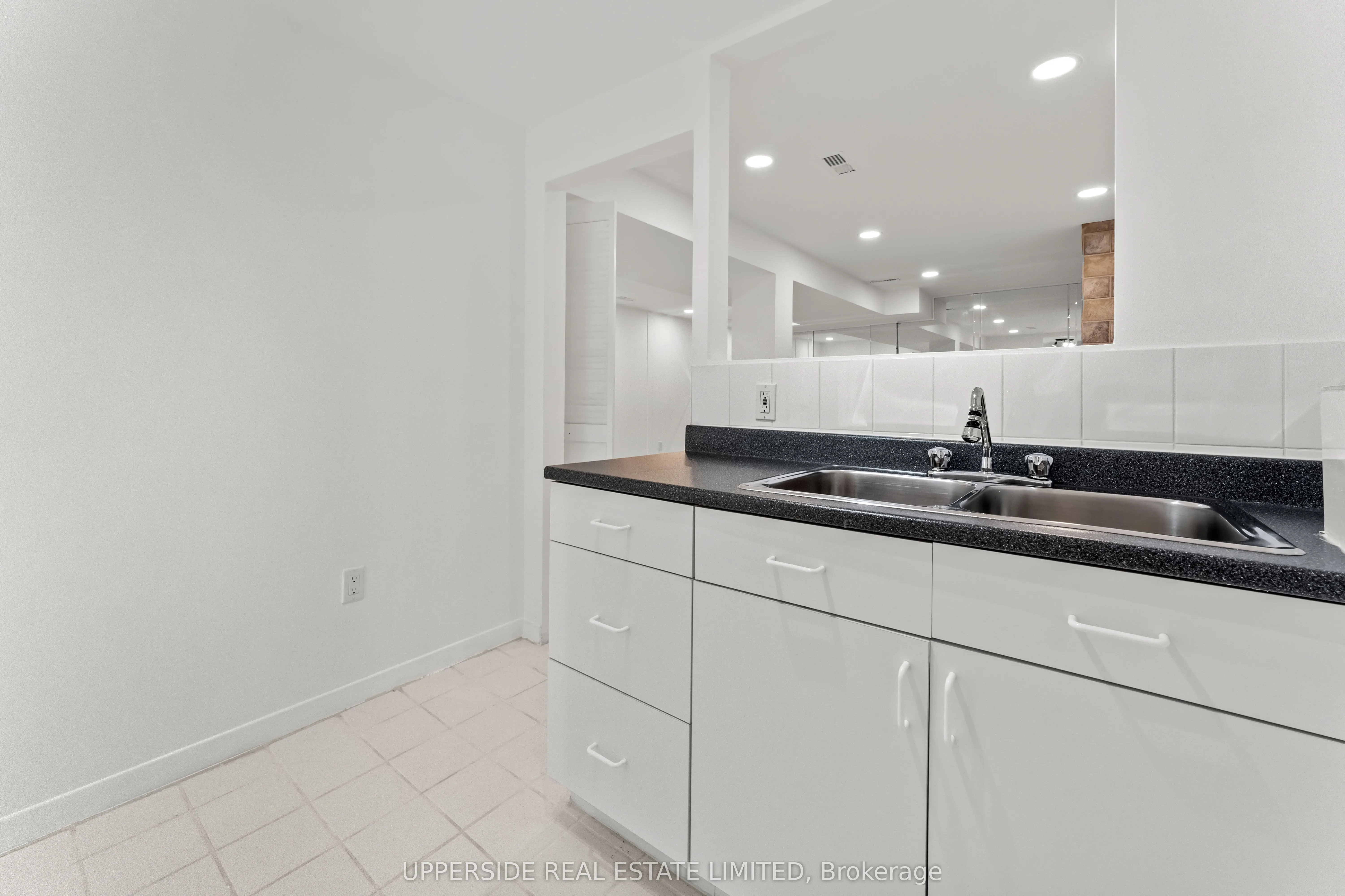 55 Thornbury Circle