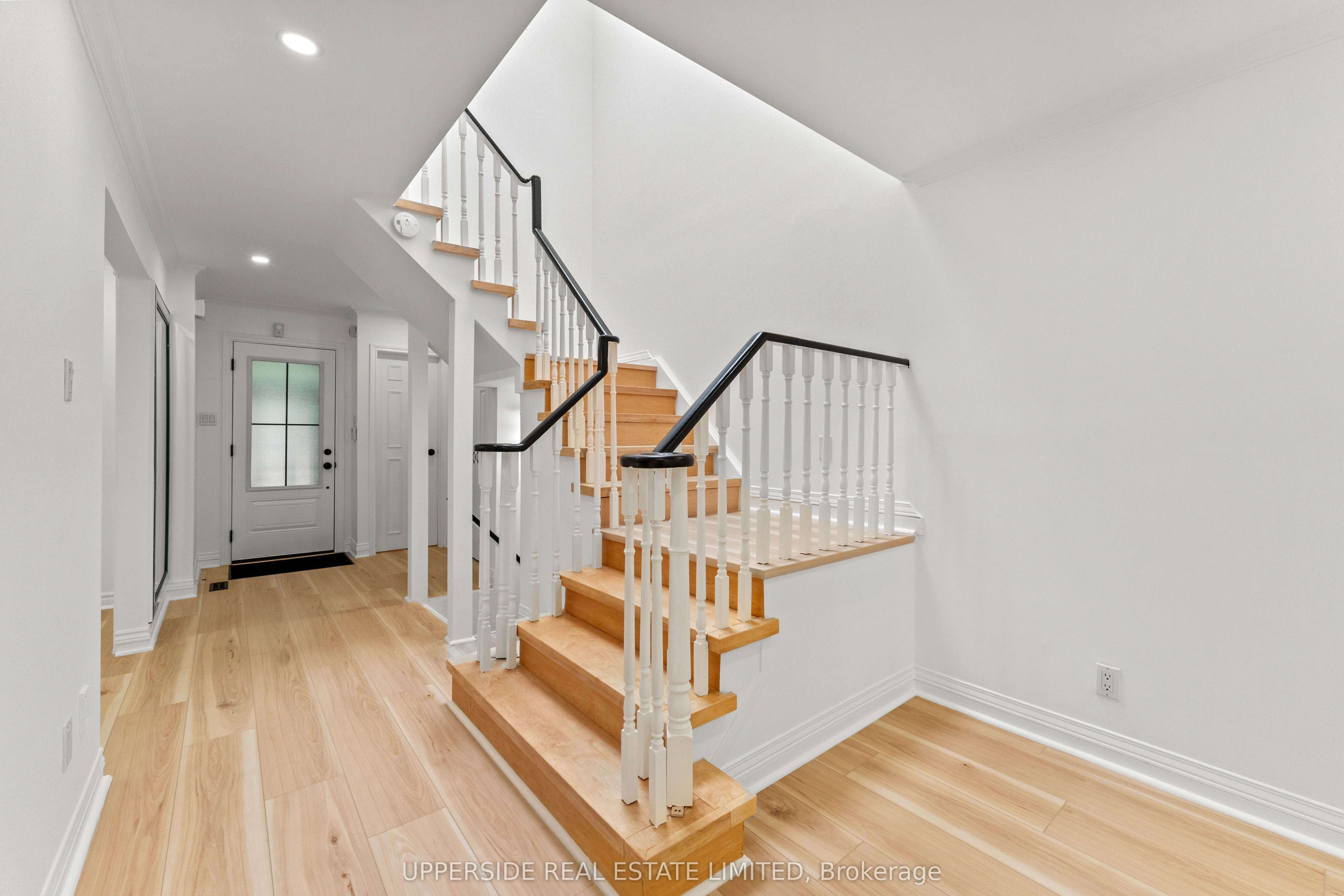 55 Thornbury Circle