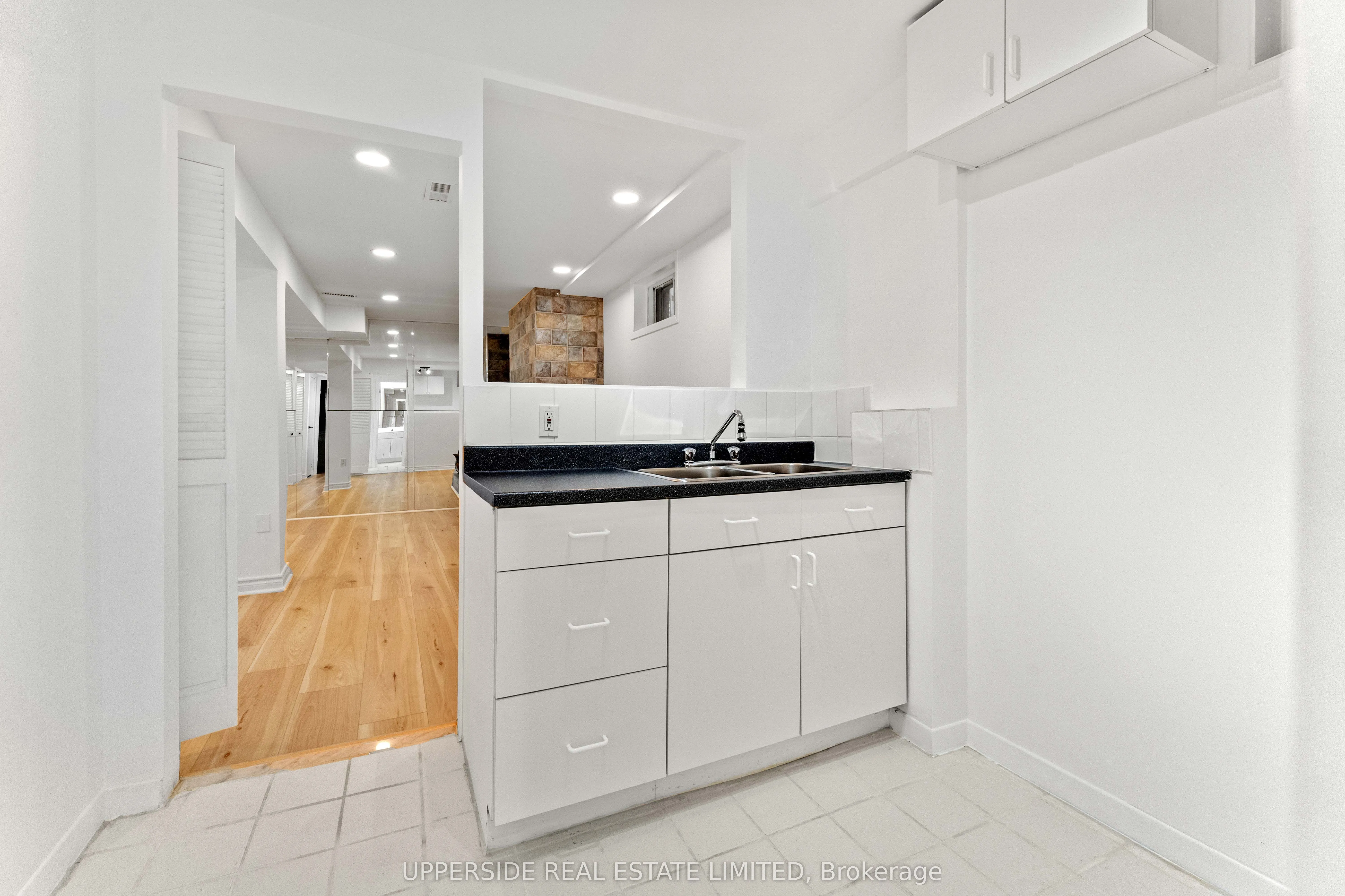 55 Thornbury Circle