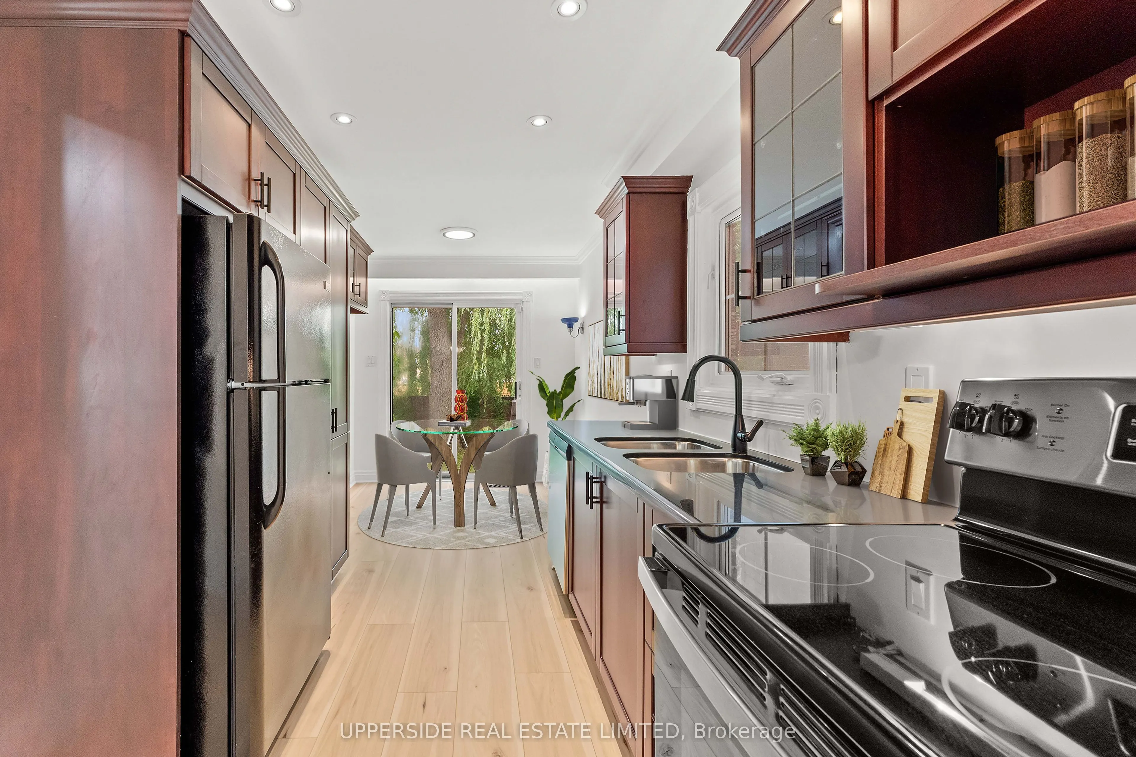 55 Thornbury Circle