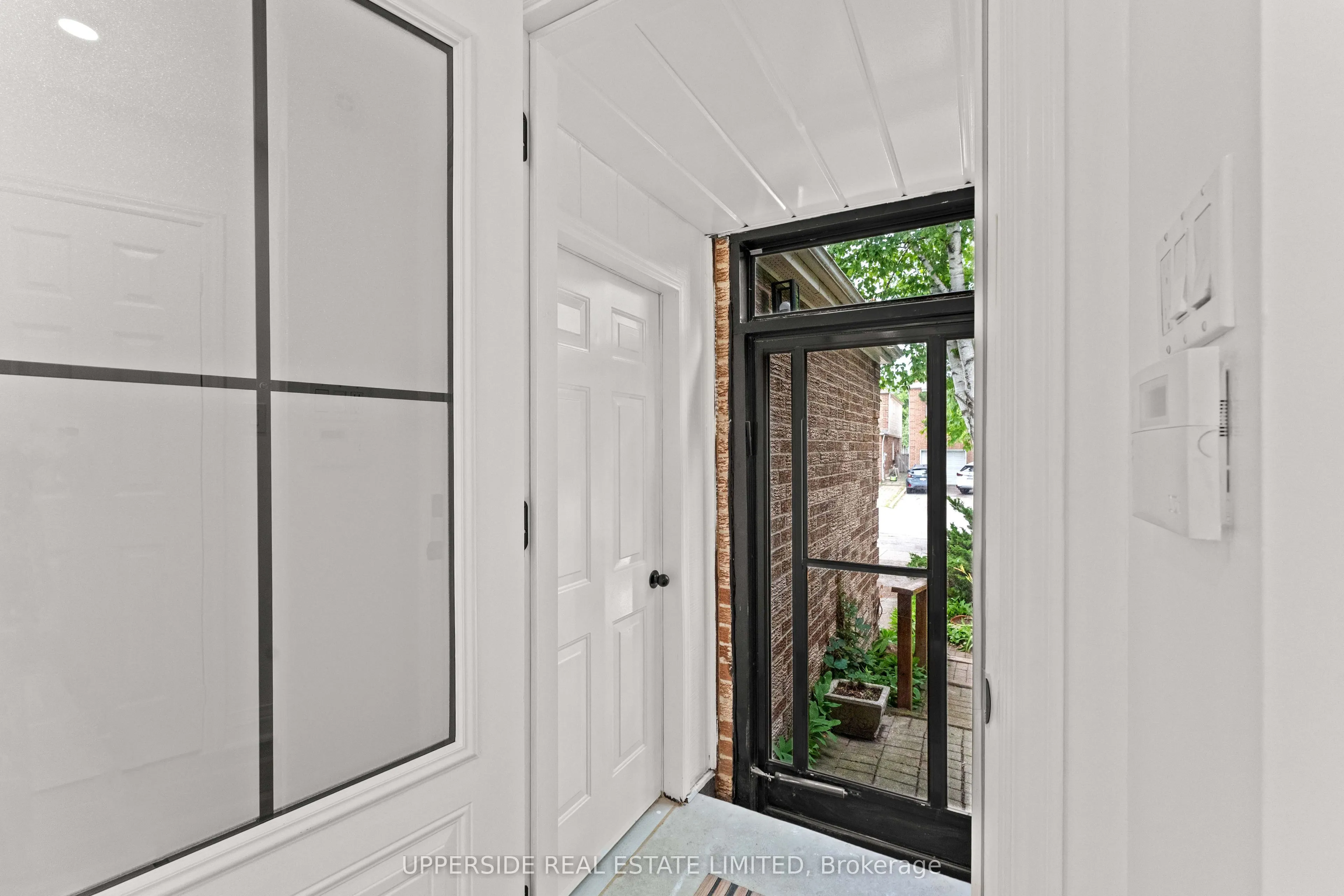 55 Thornbury Circle