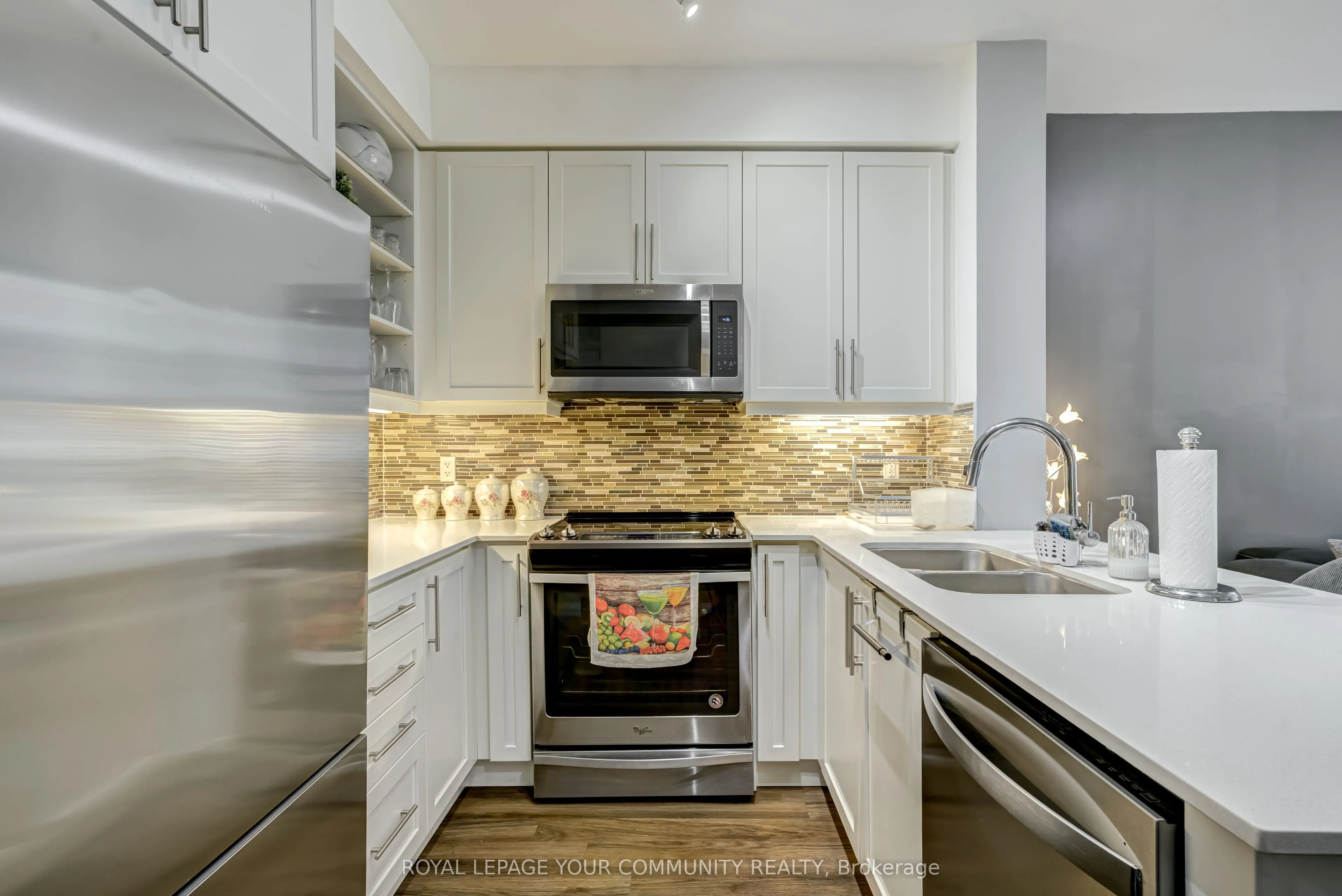 65 Oneida Crescent, #109