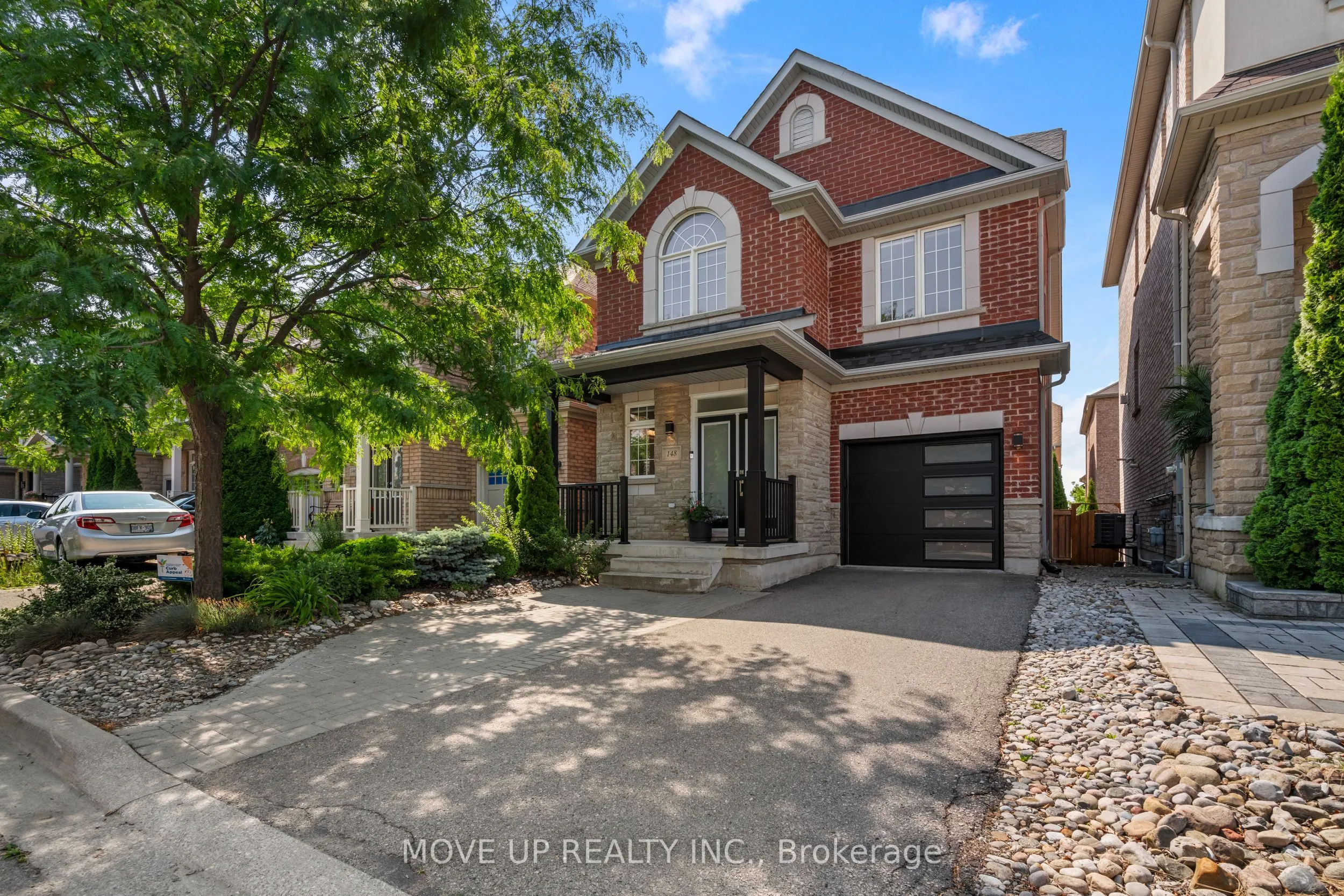 148 Gesher Crescent