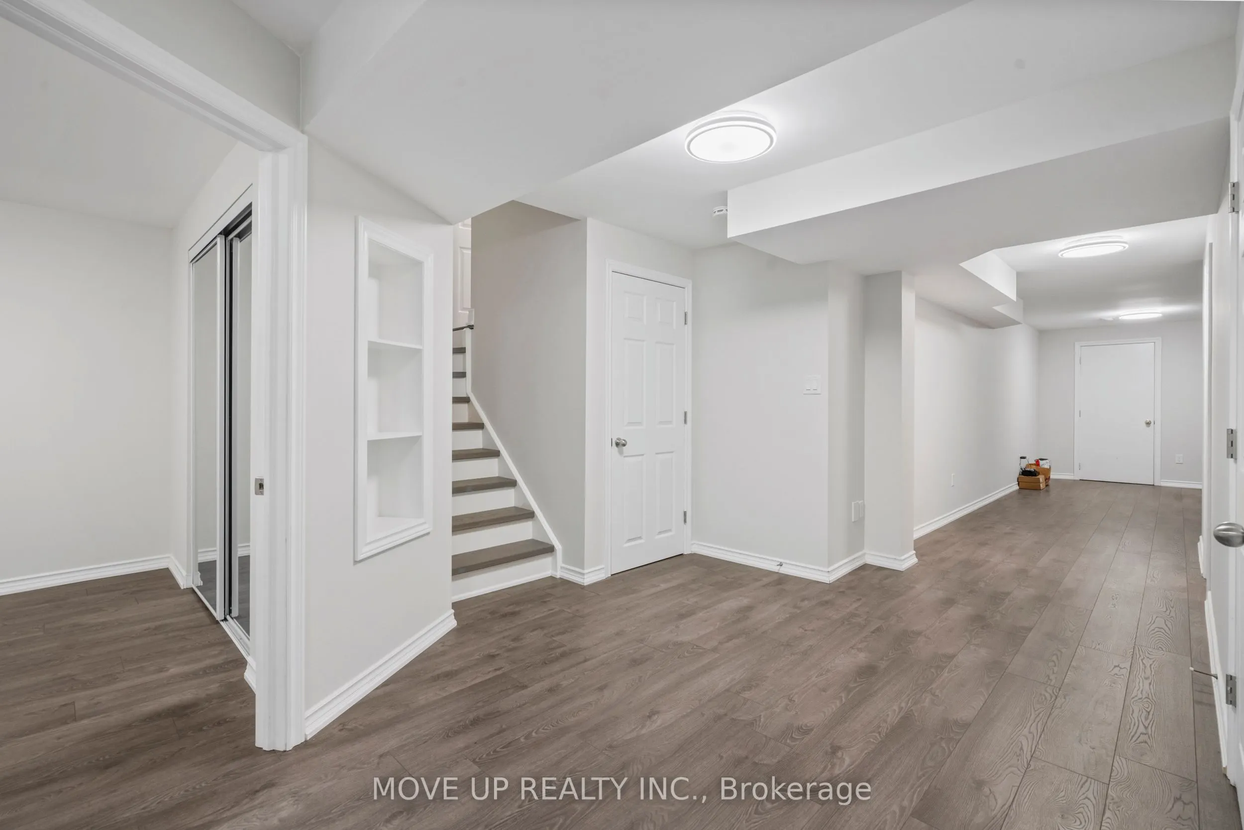 148 Gesher Crescent