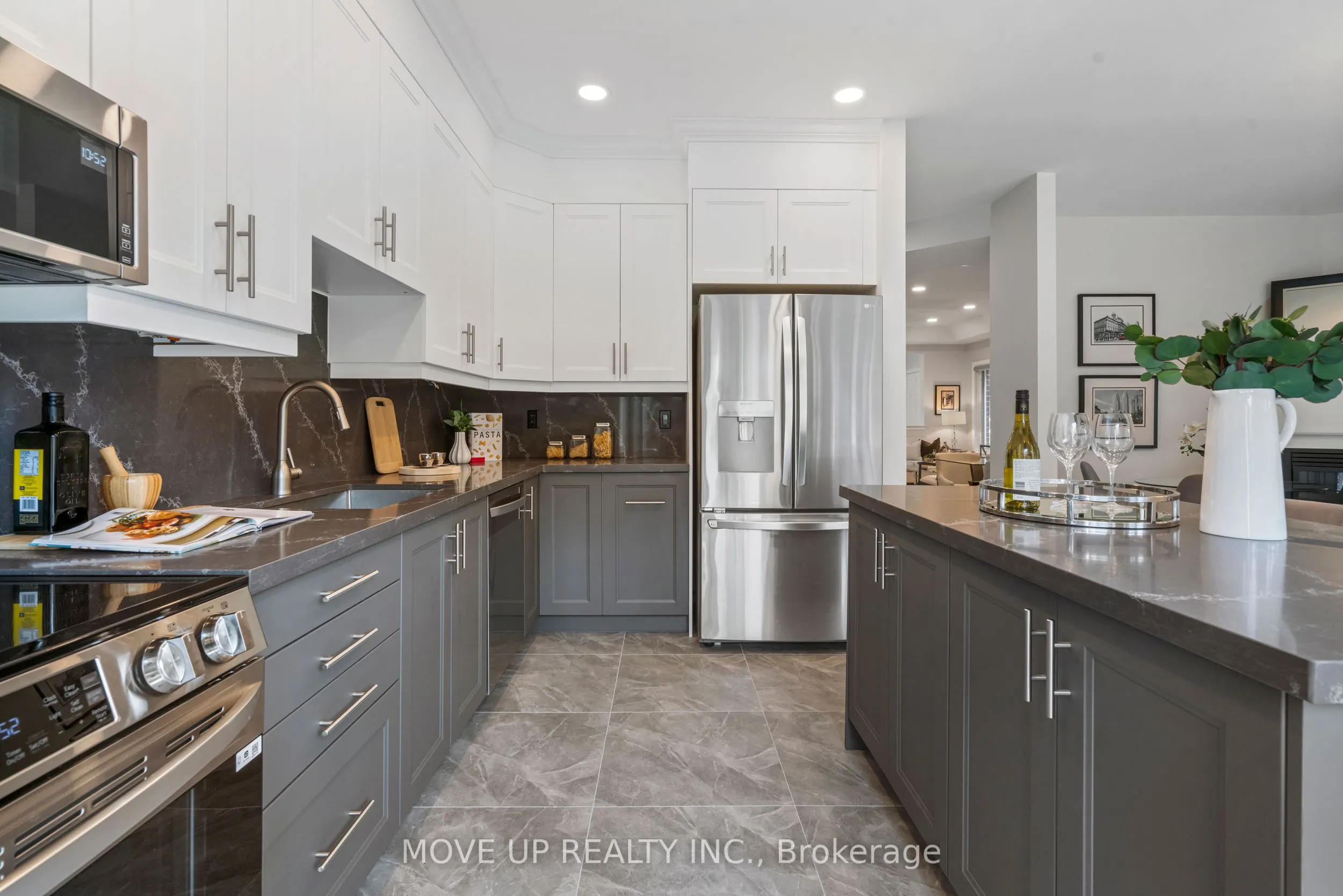 148 Gesher Crescent