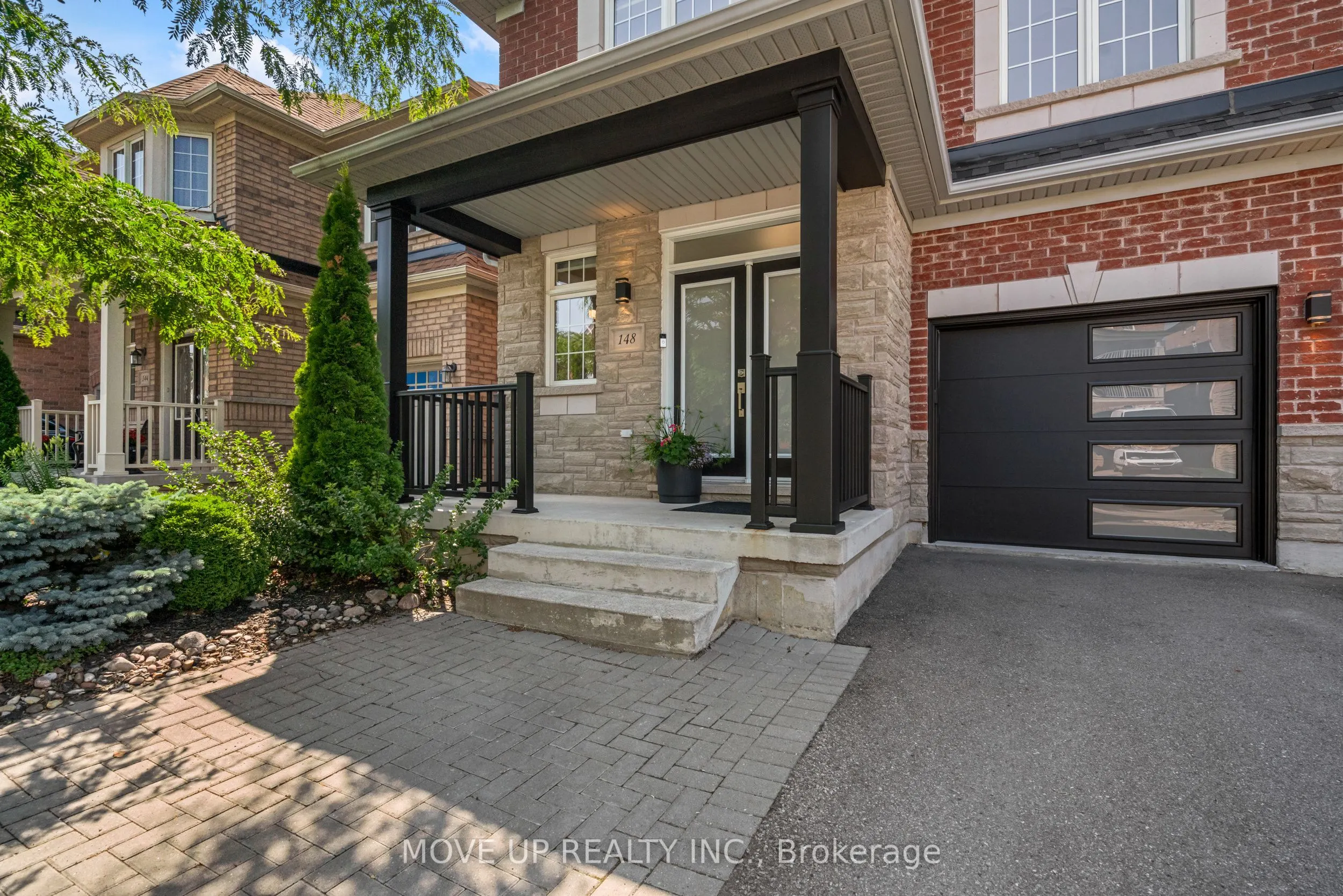 148 Gesher Crescent