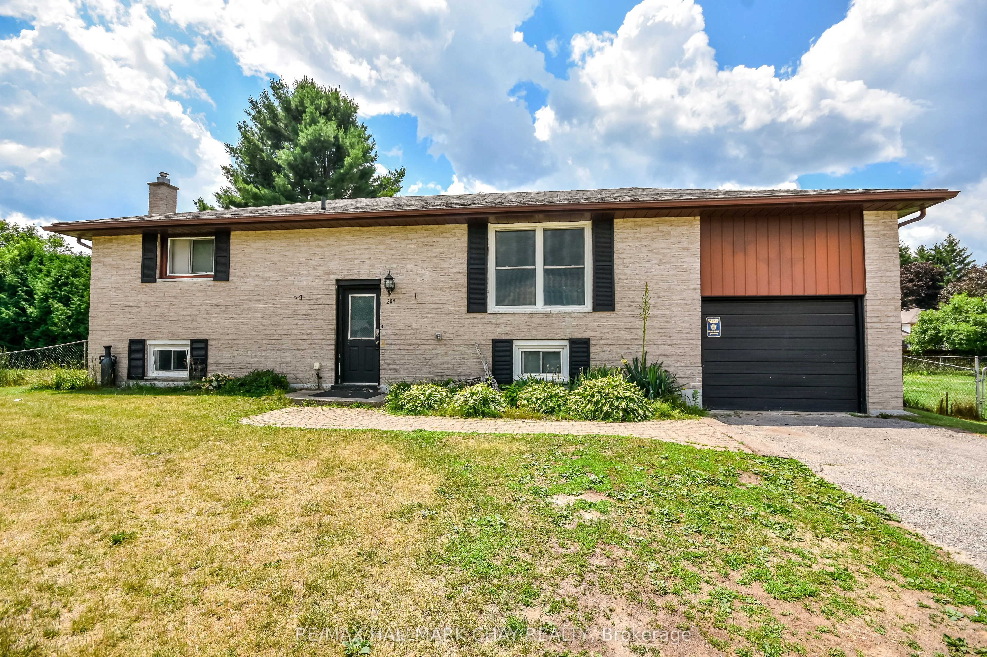 201 Mcgeorge Avenue