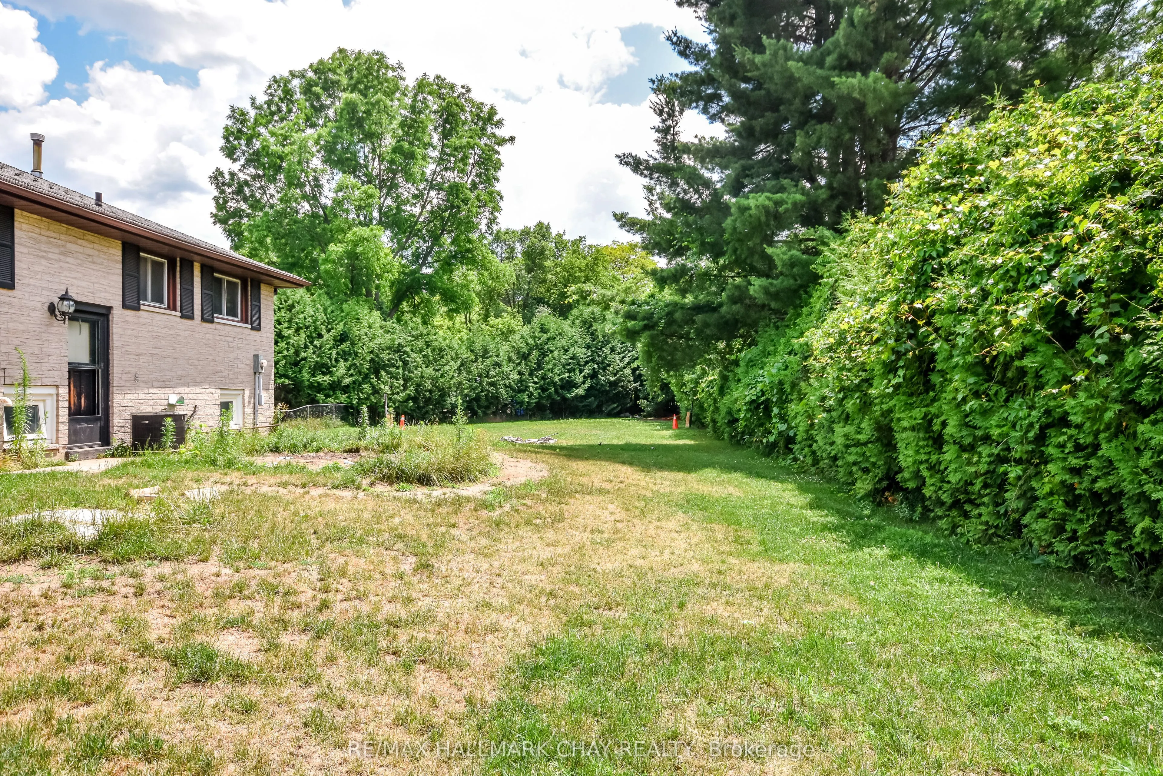 201 Mcgeorge Avenue
