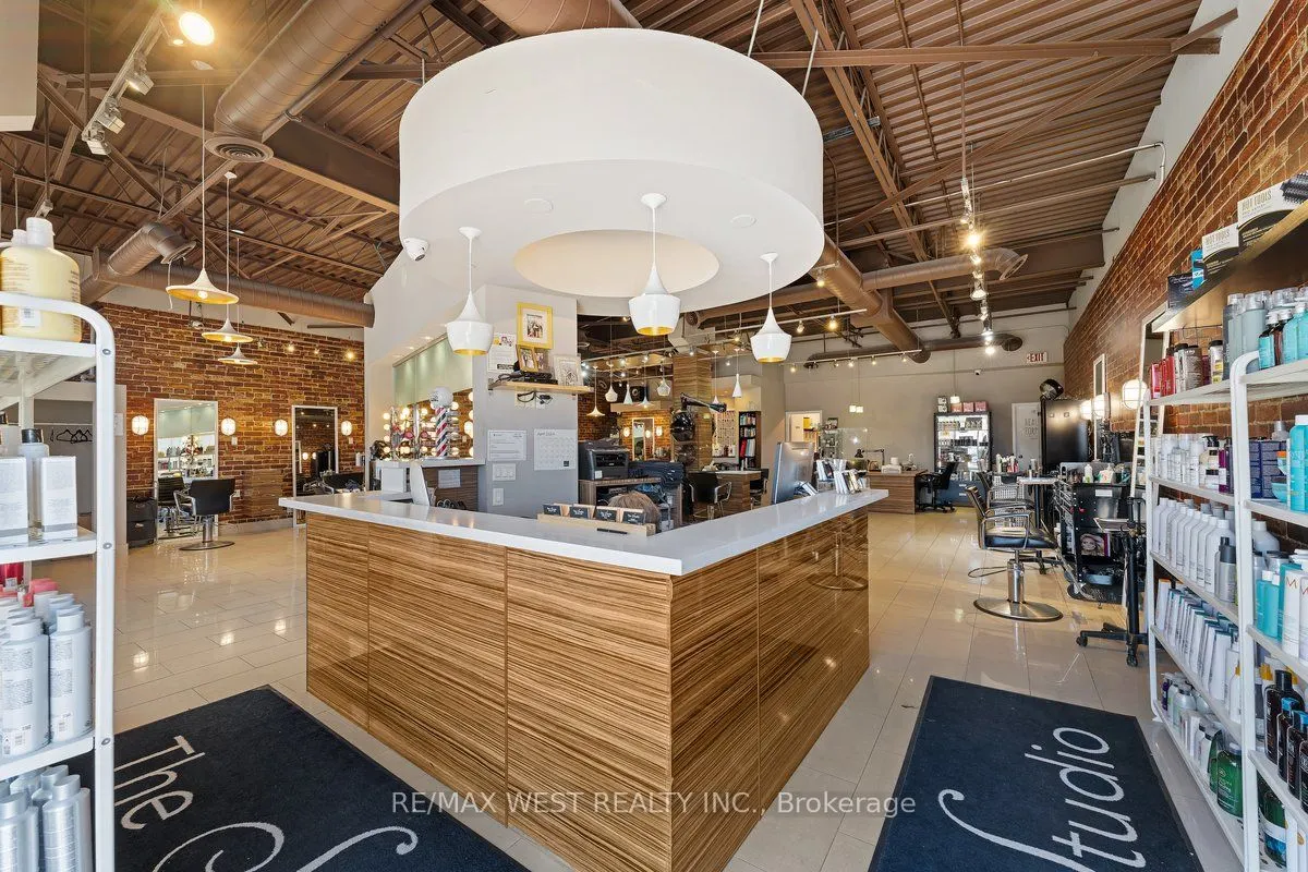 531 Atkinson Ave Avenue, #4-5