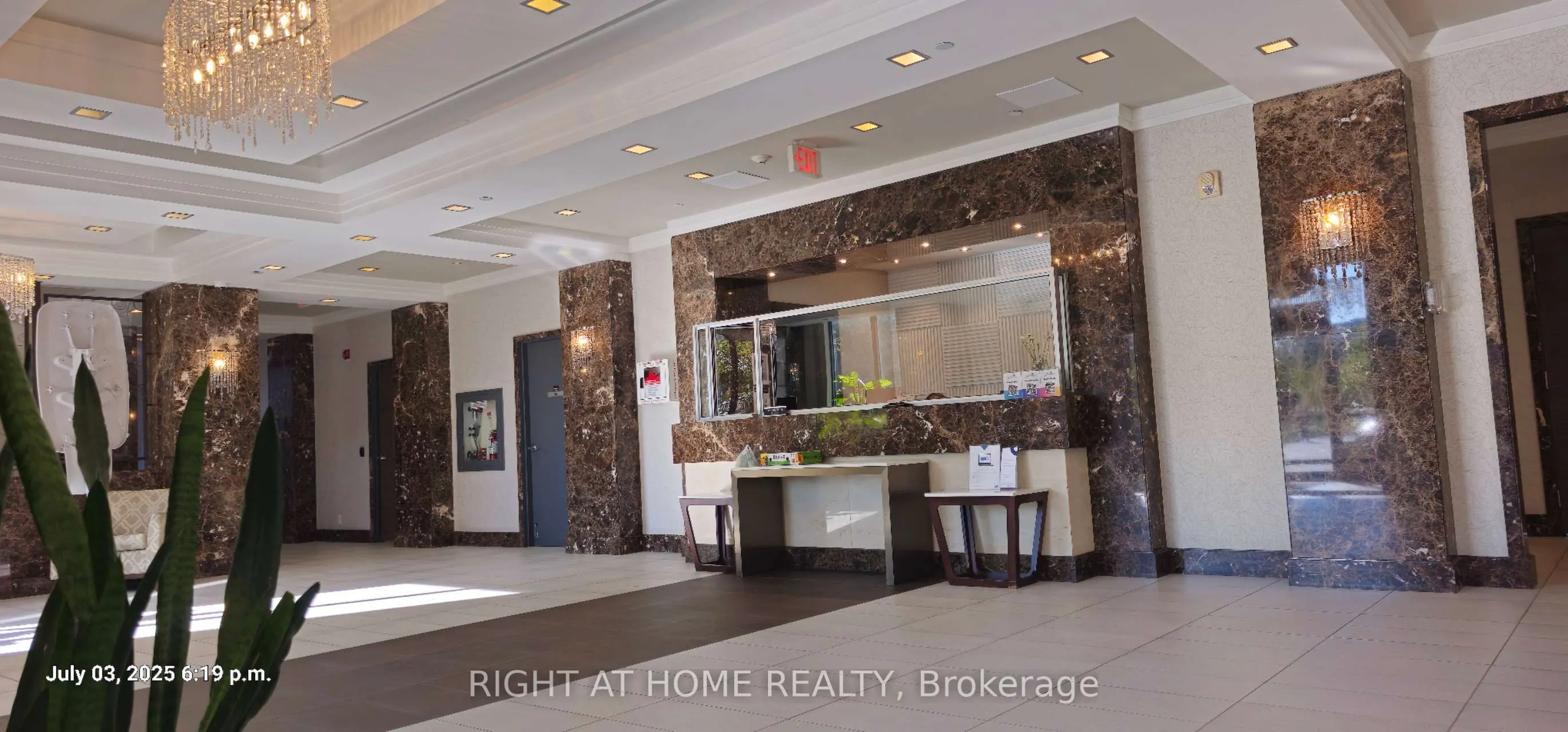 376 Highway 7 E, #1007