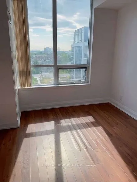376 Highway 7 E, #1007