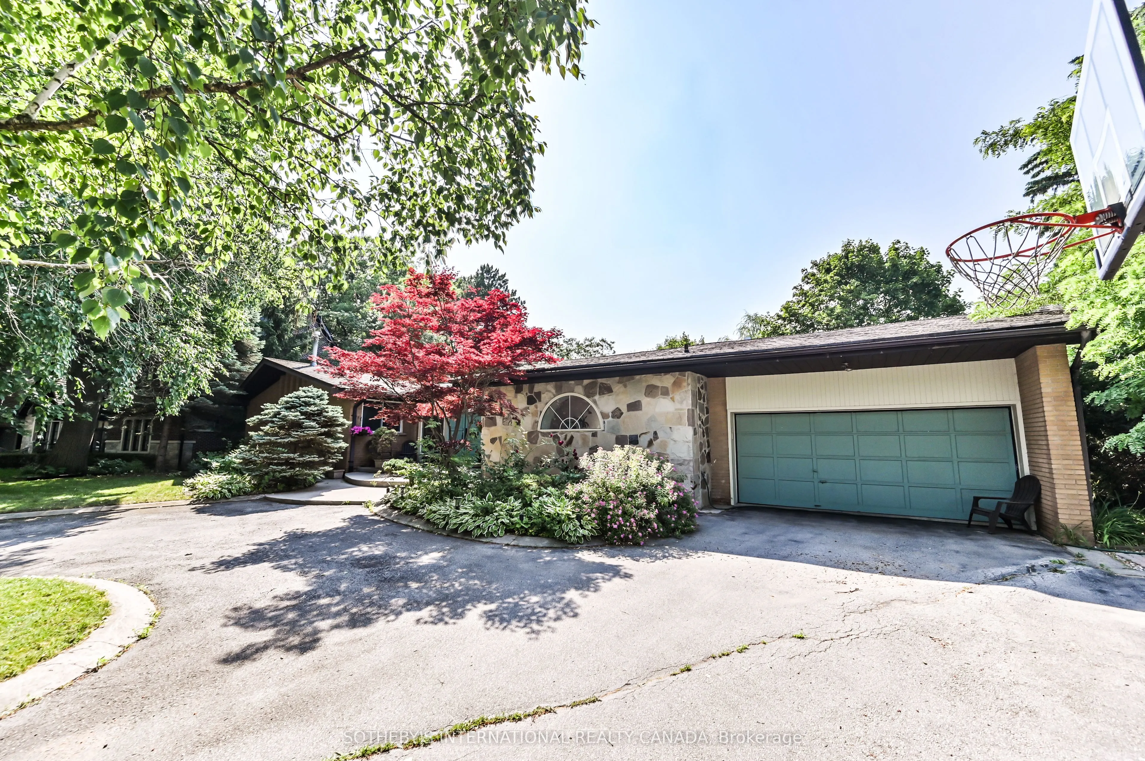 130 Monsheen Drive