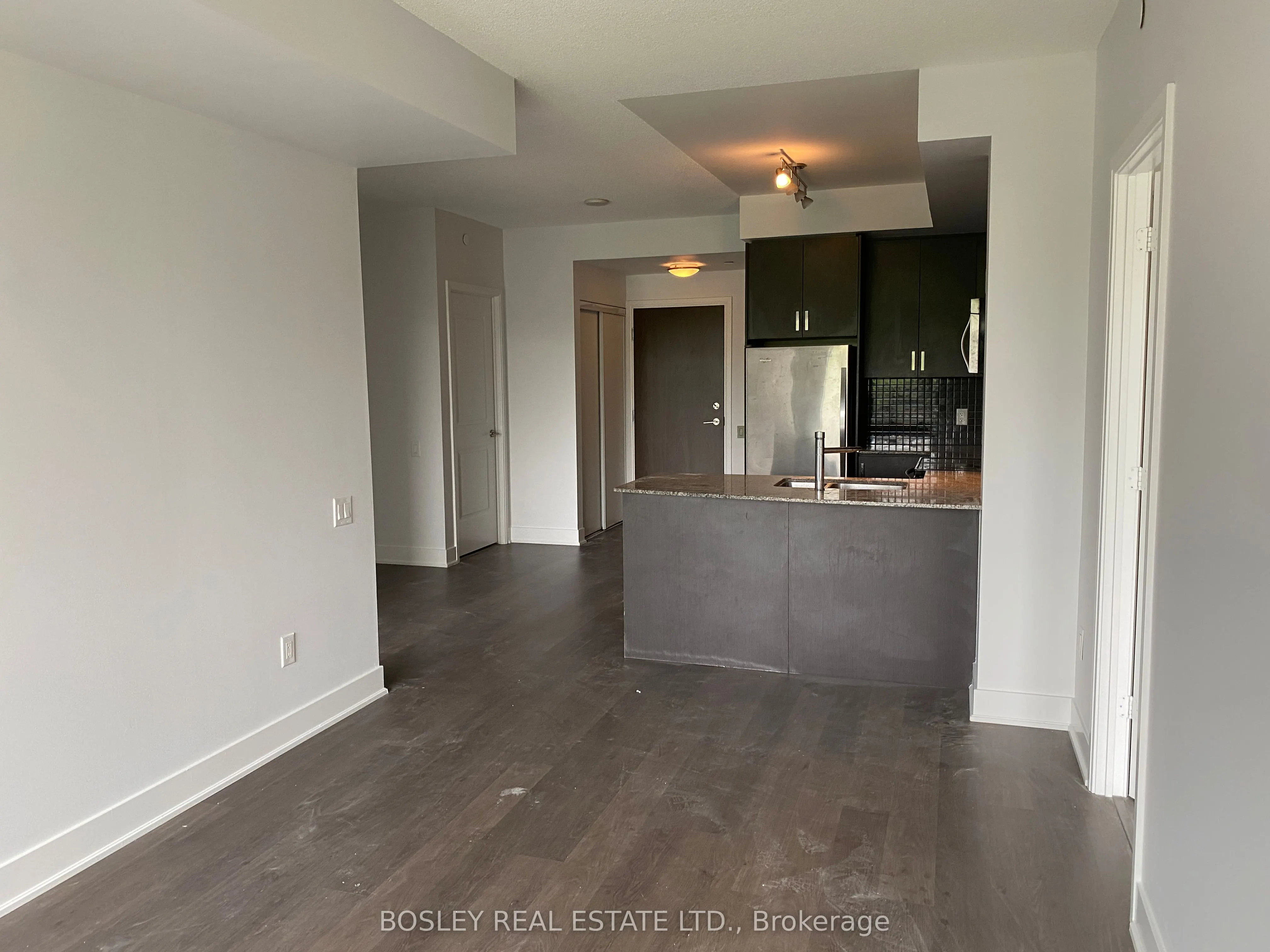 7608 Yonge Street, #408