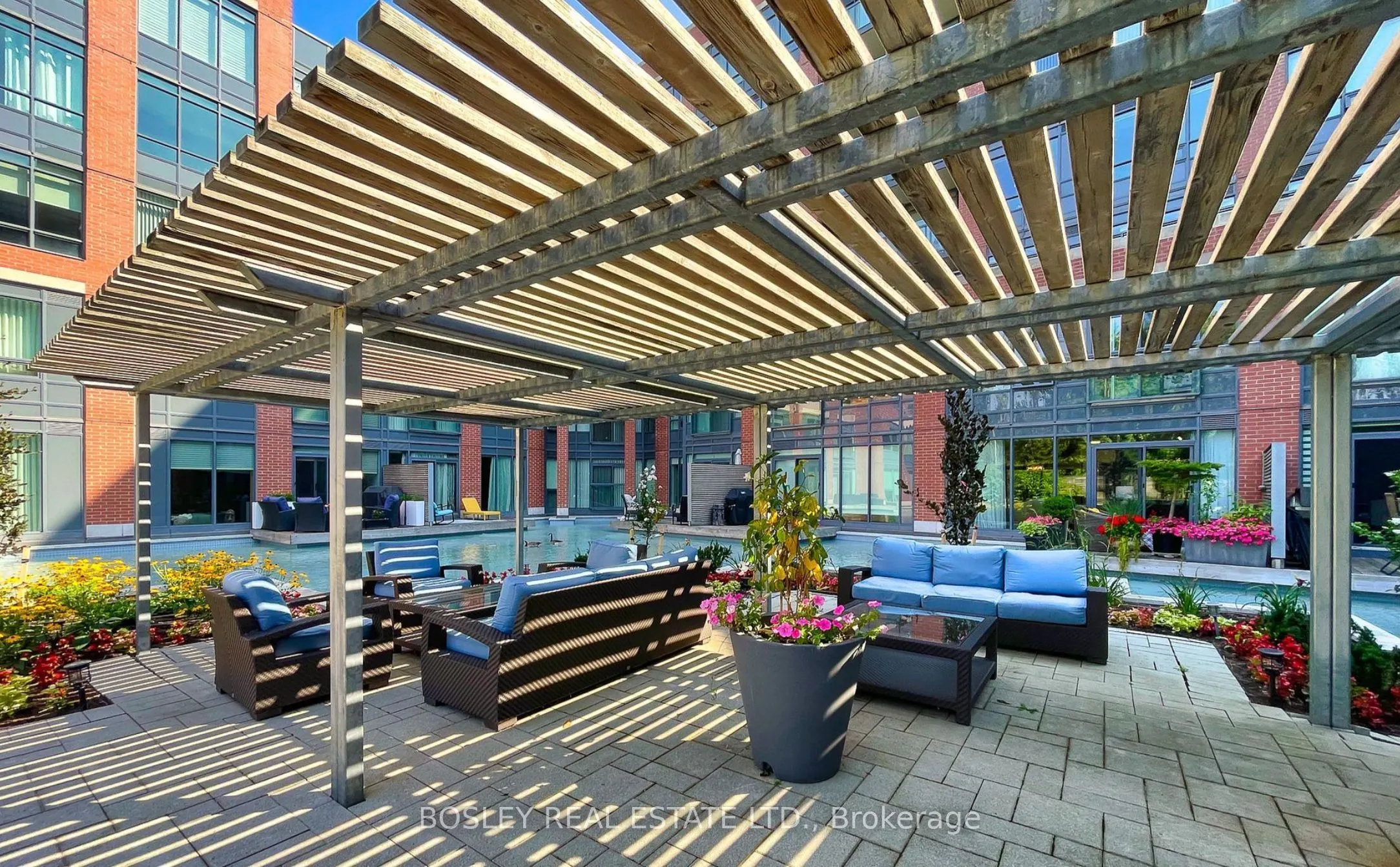 7608 Yonge Street, #408