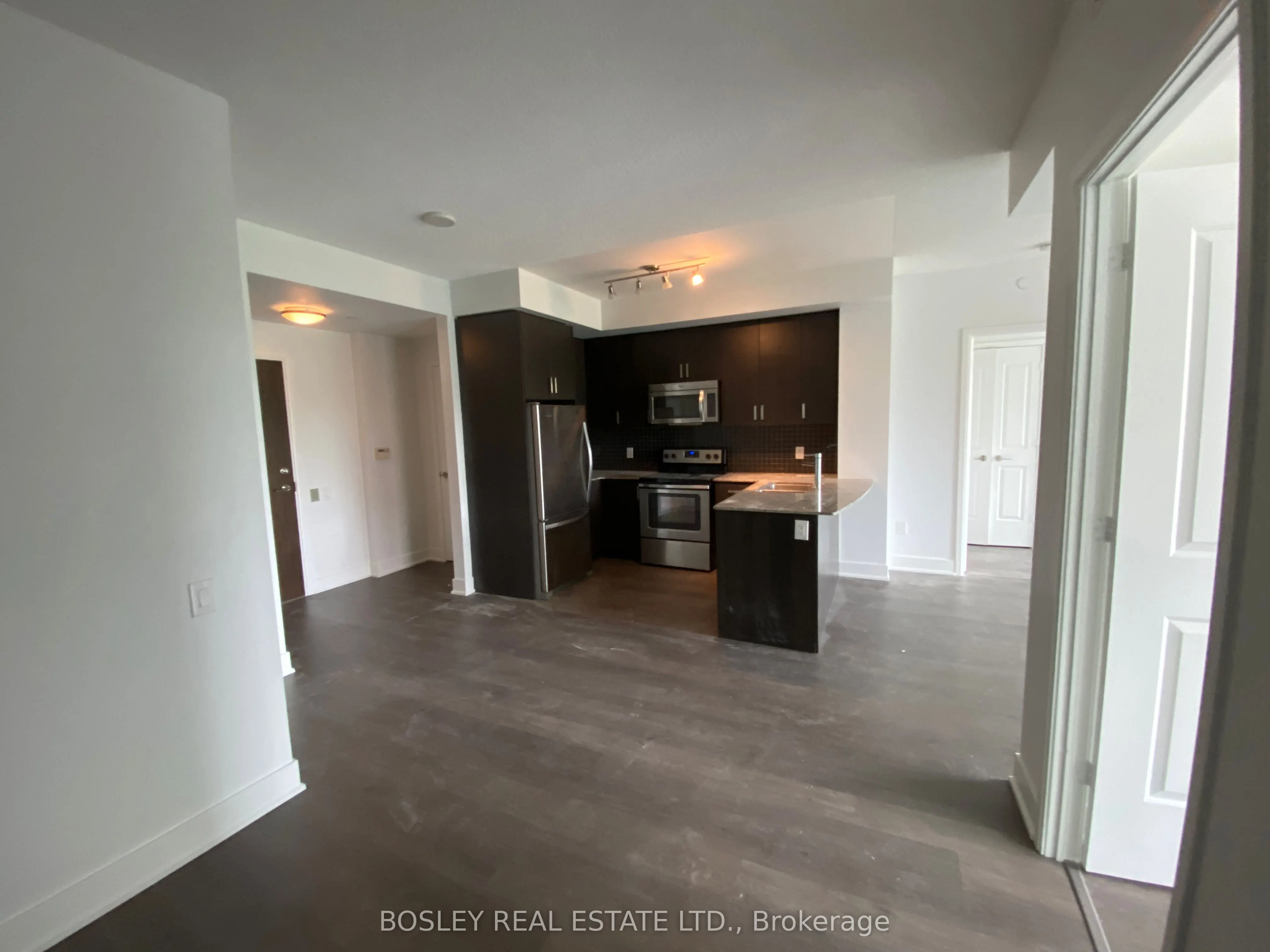 7608 Yonge Street, #408