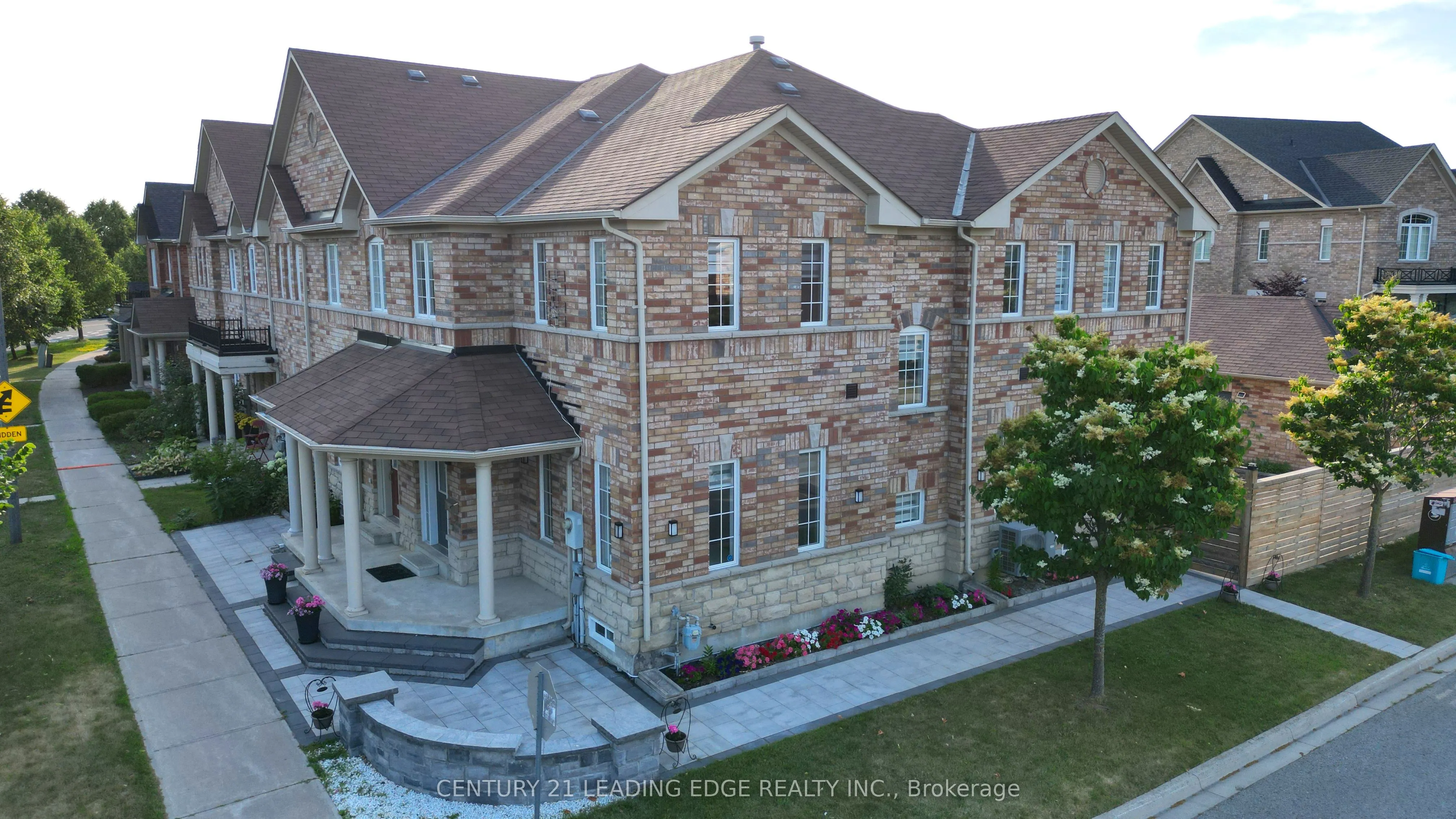 648 South Unionville Avenue