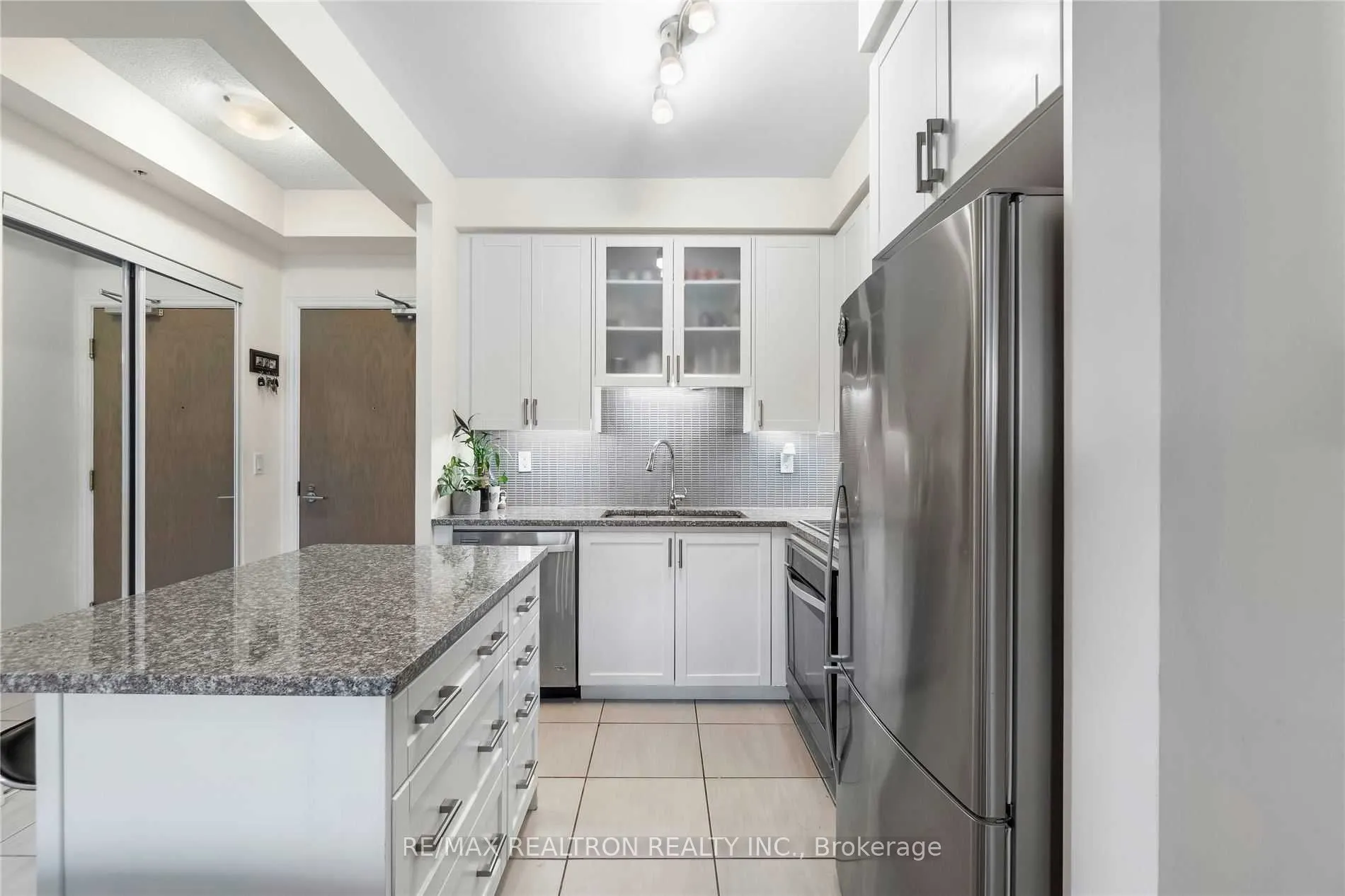 9088 Yonge Street, #510