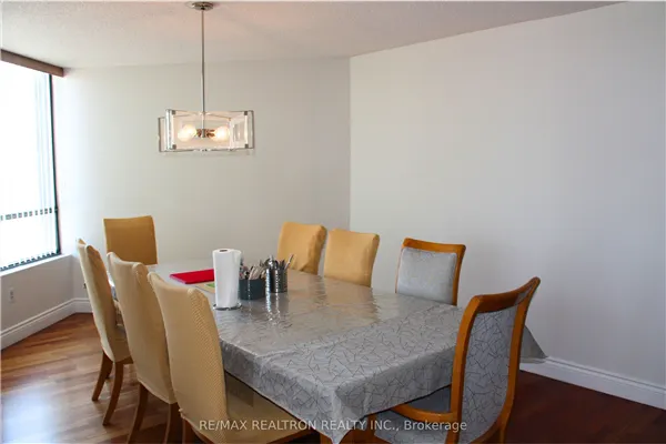 7460 Bathurst Street