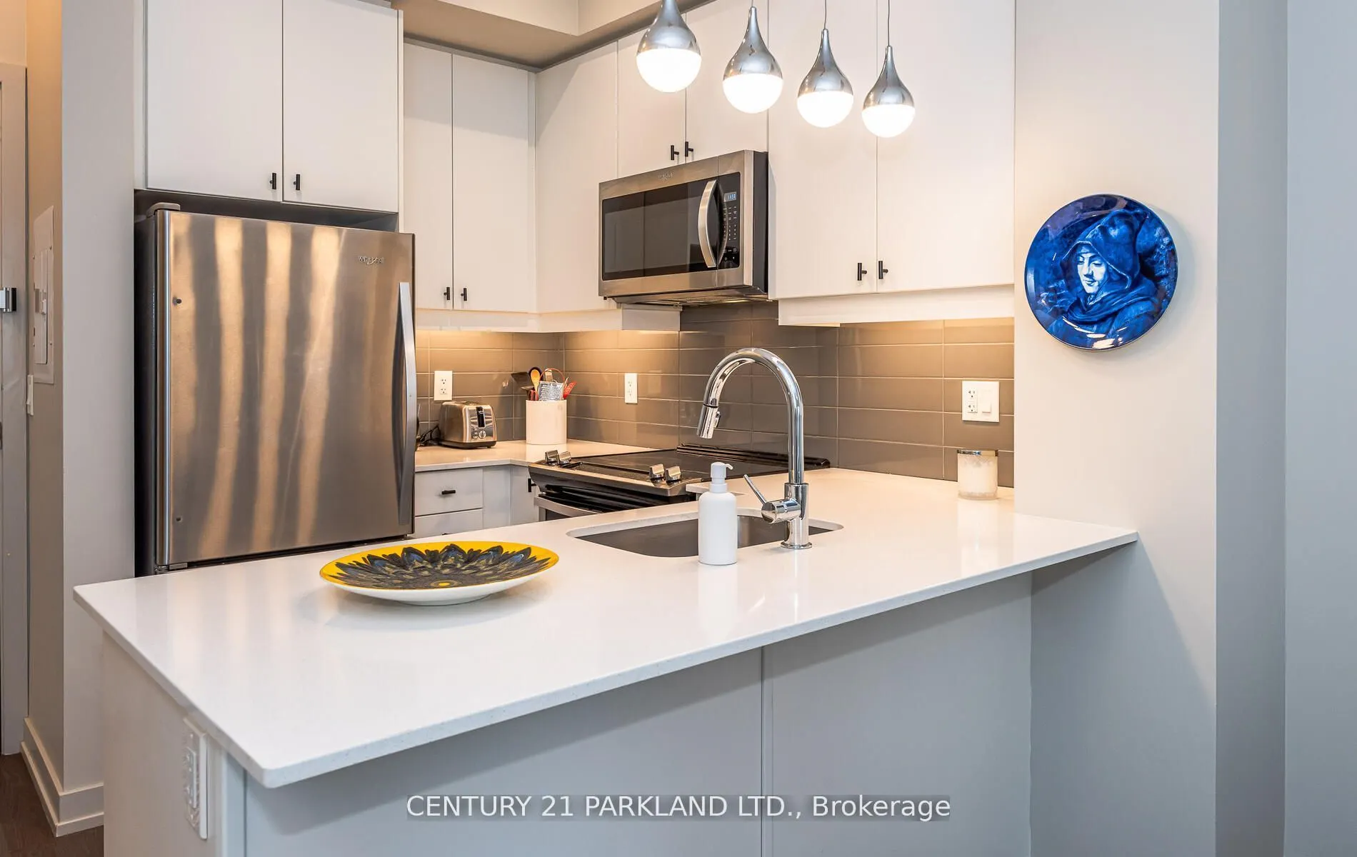 555 William Graham Drive W, #438