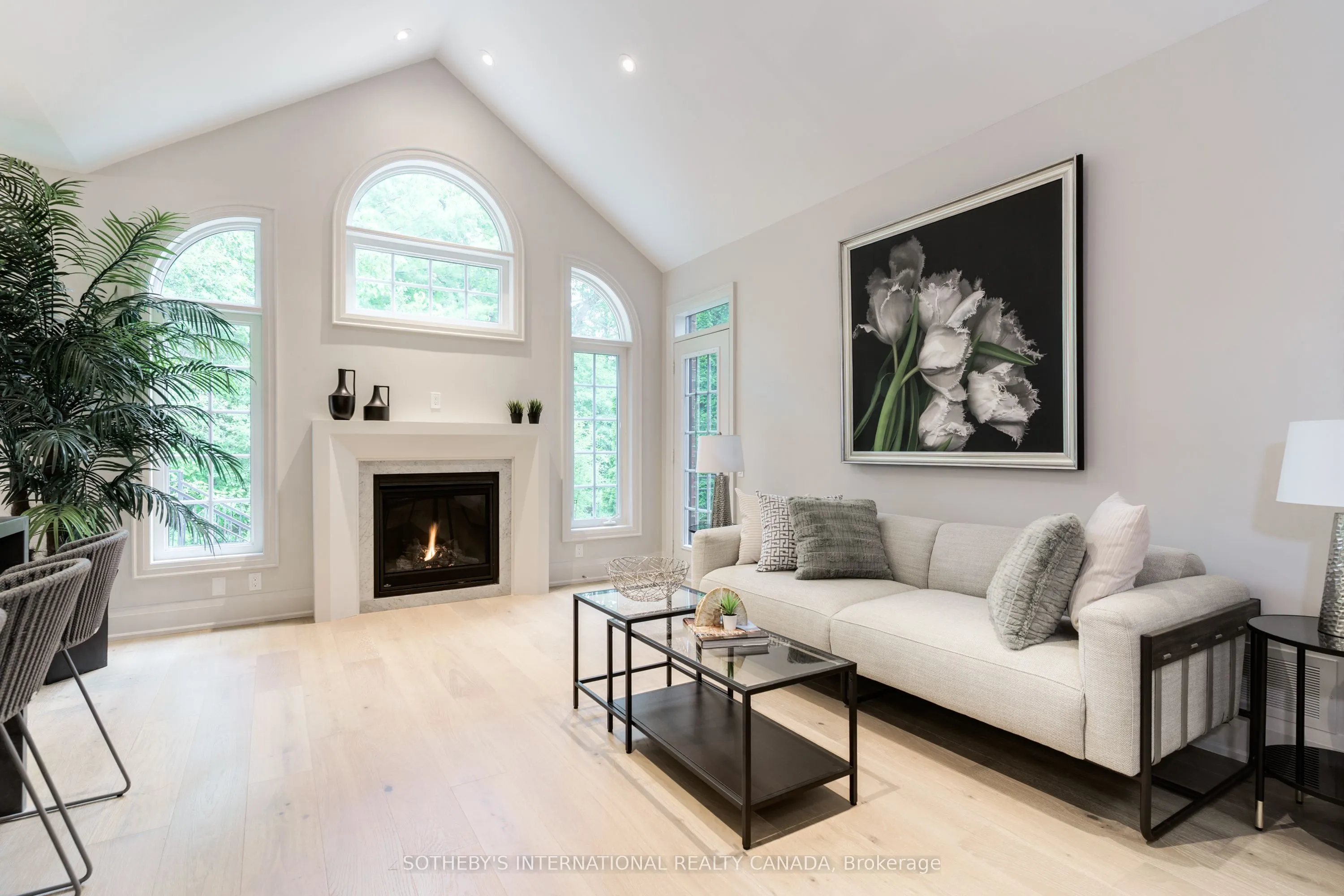 10 Kendrick Crescent, #4
