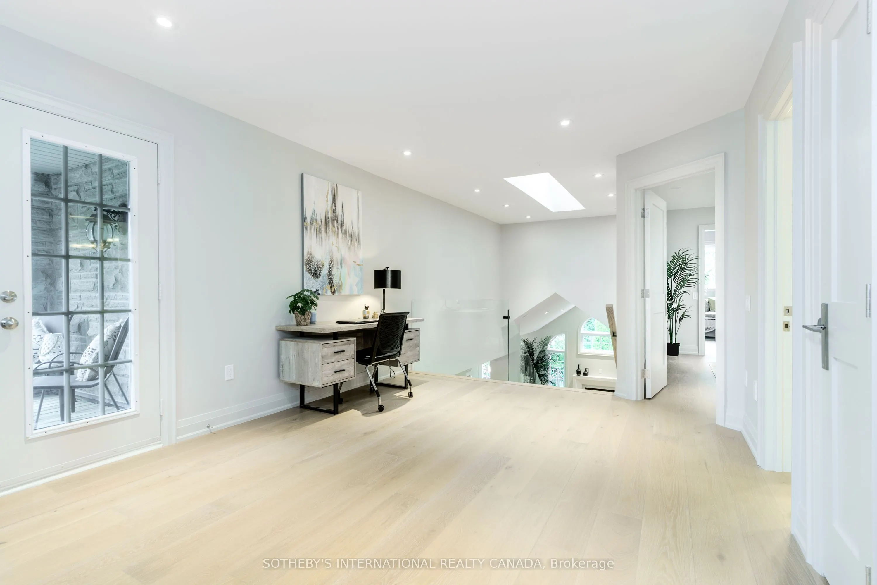 10 Kendrick Crescent, #4