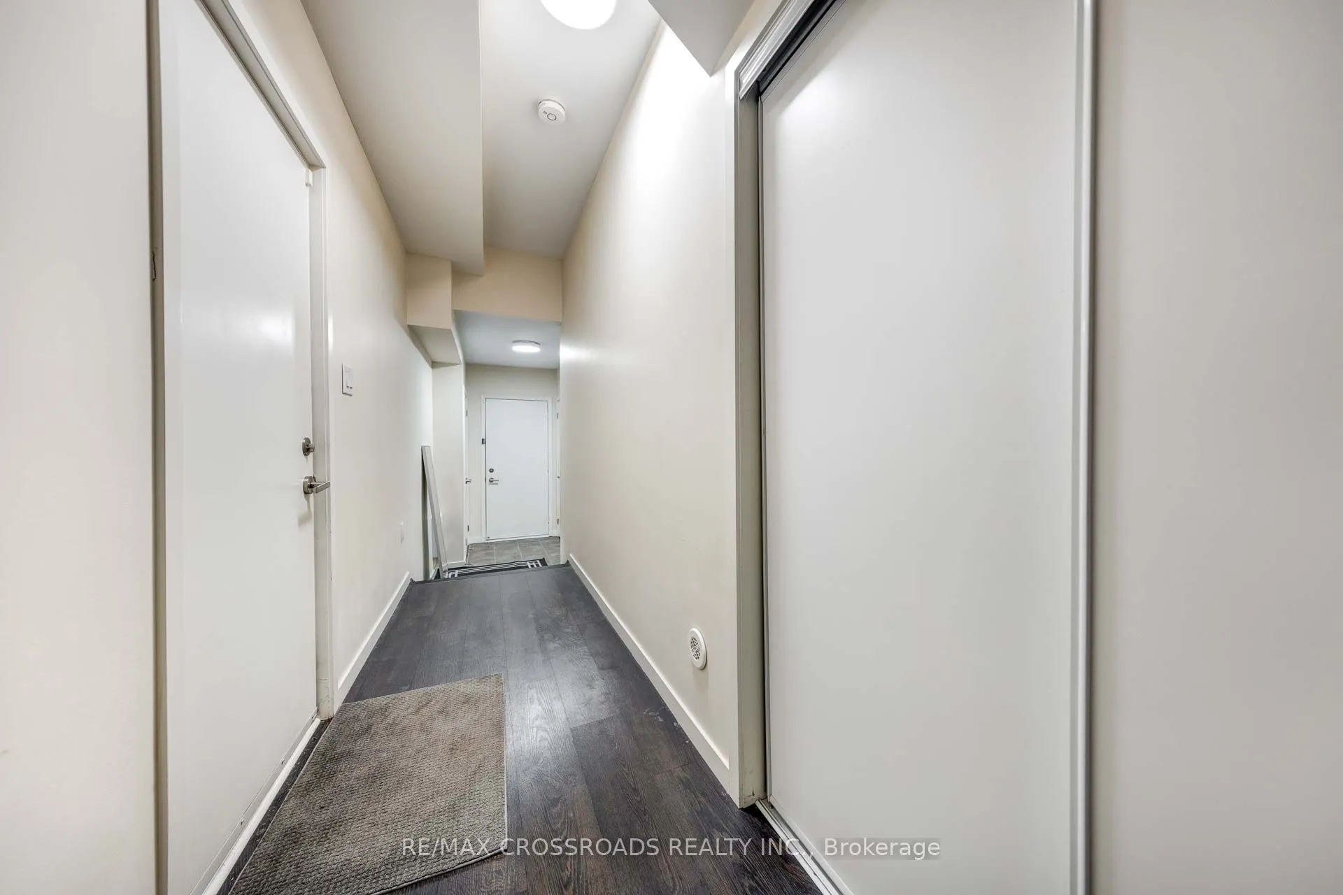 114 Genuine Lane