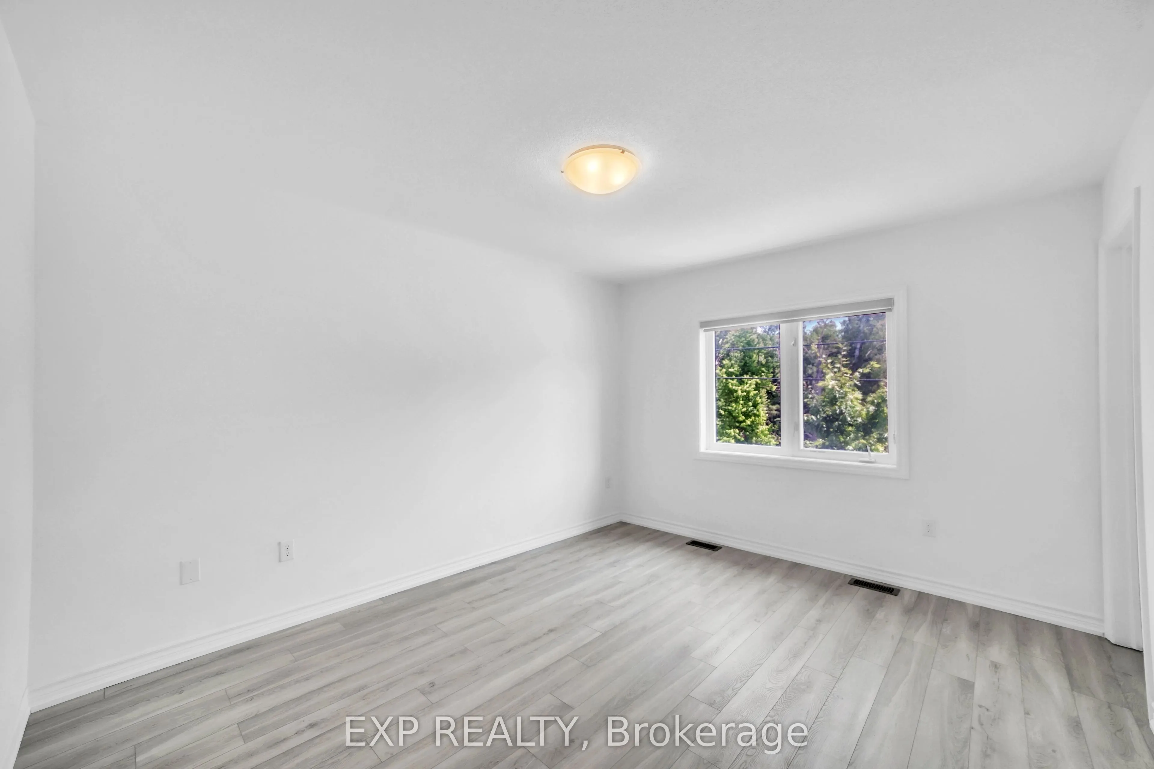 33 Milson Crescent