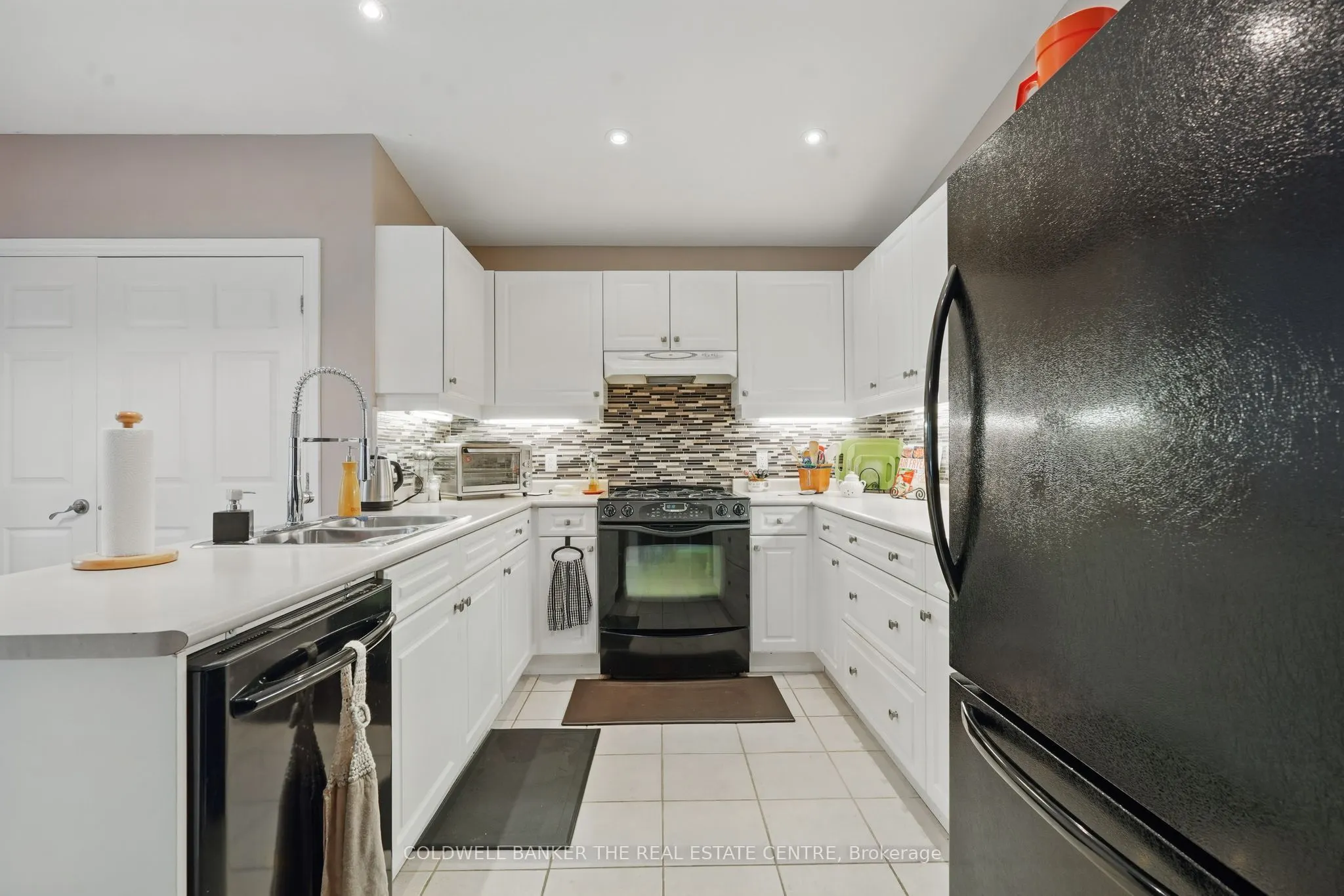 15 Recreation Drive