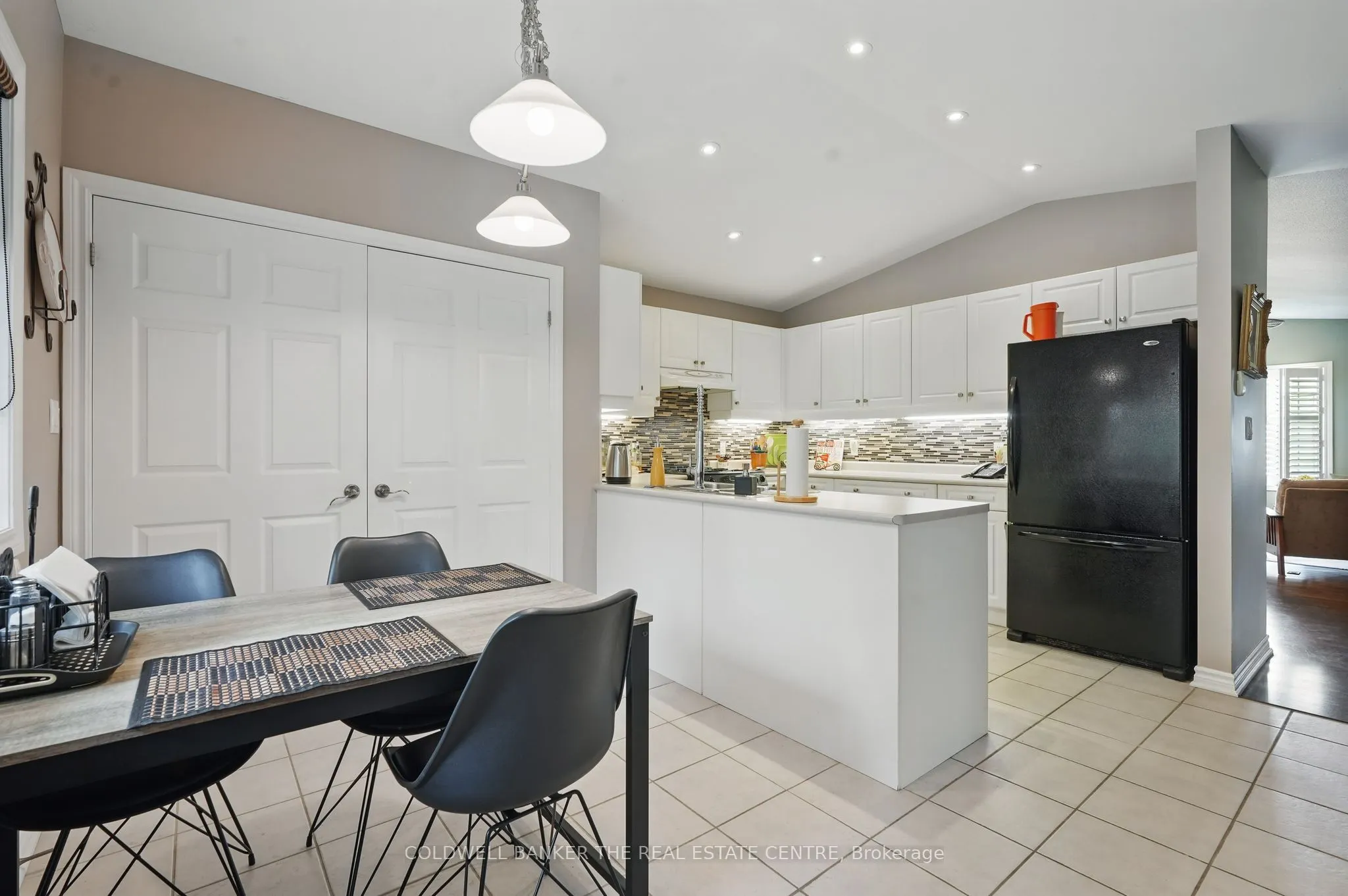 15 Recreation Drive
