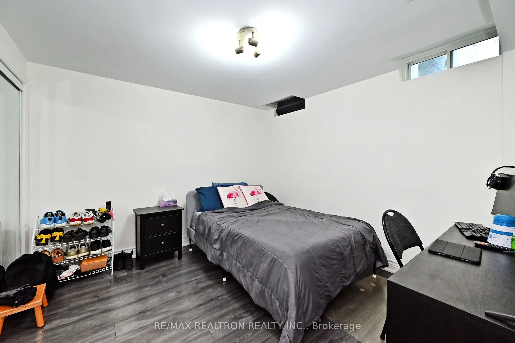 100 Kingsbridge Circle