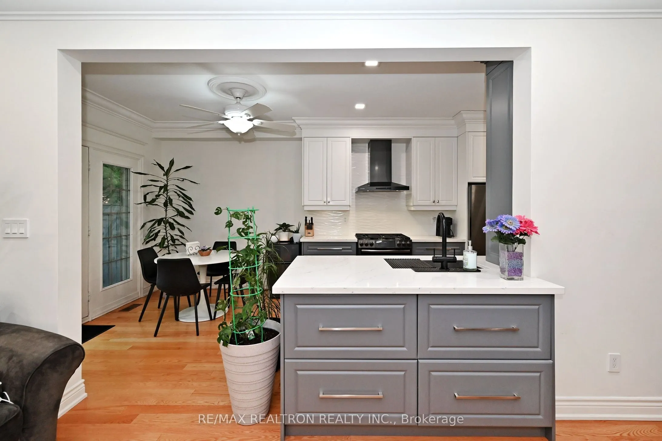 100 Kingsbridge Circle