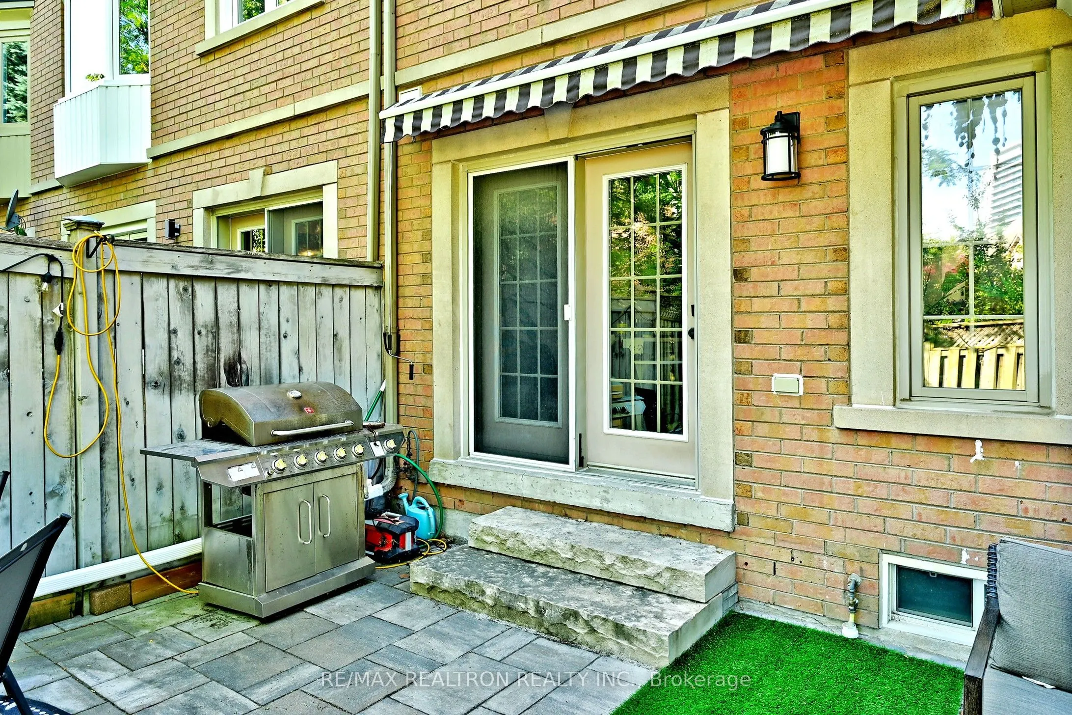 100 Kingsbridge Circle