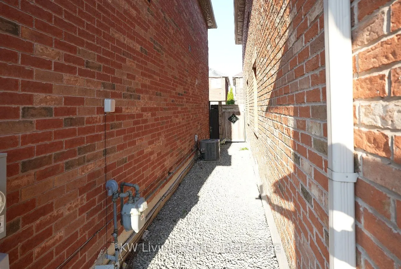 38 Coronet Street