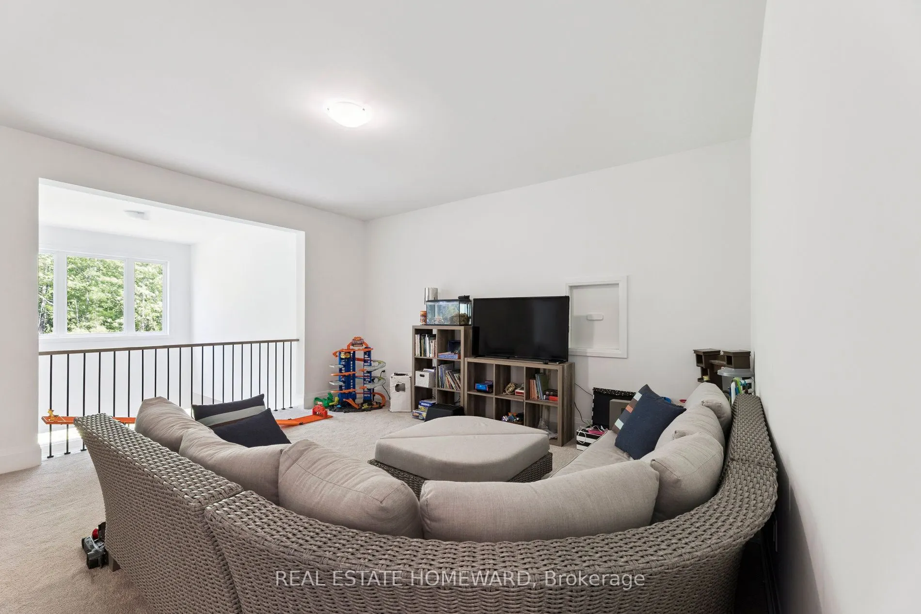 11 Lois Torrance Trail