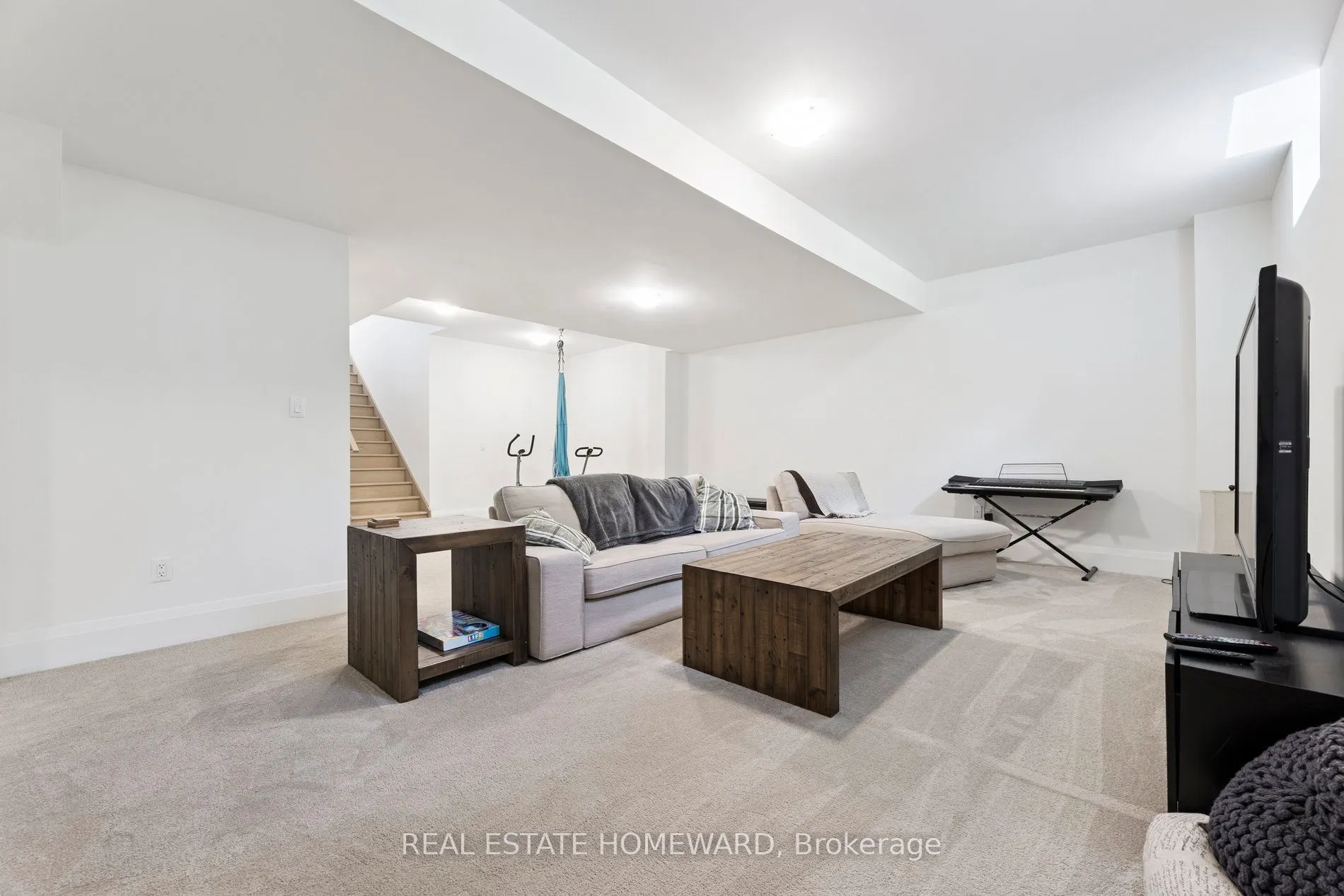 11 Lois Torrance Trail