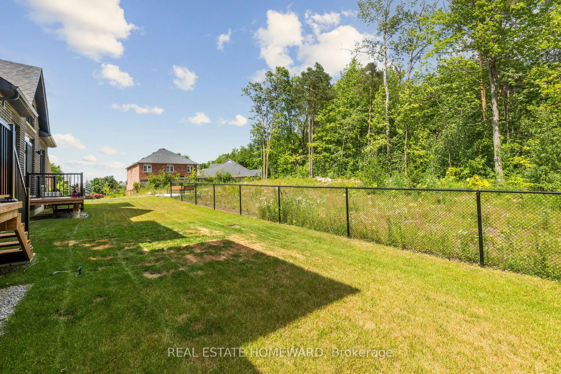 11 Lois Torrance Trail