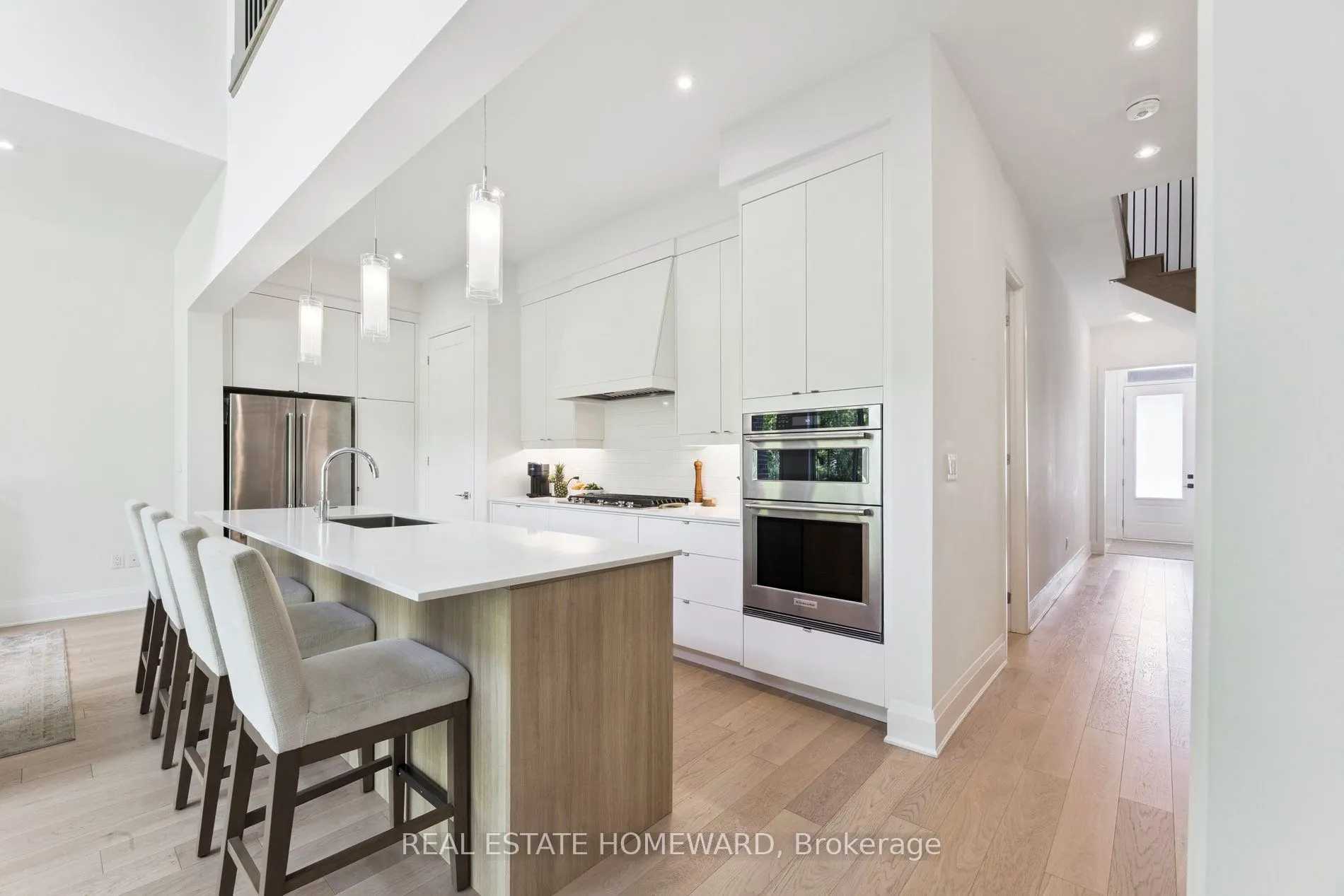 11 Lois Torrance Trail