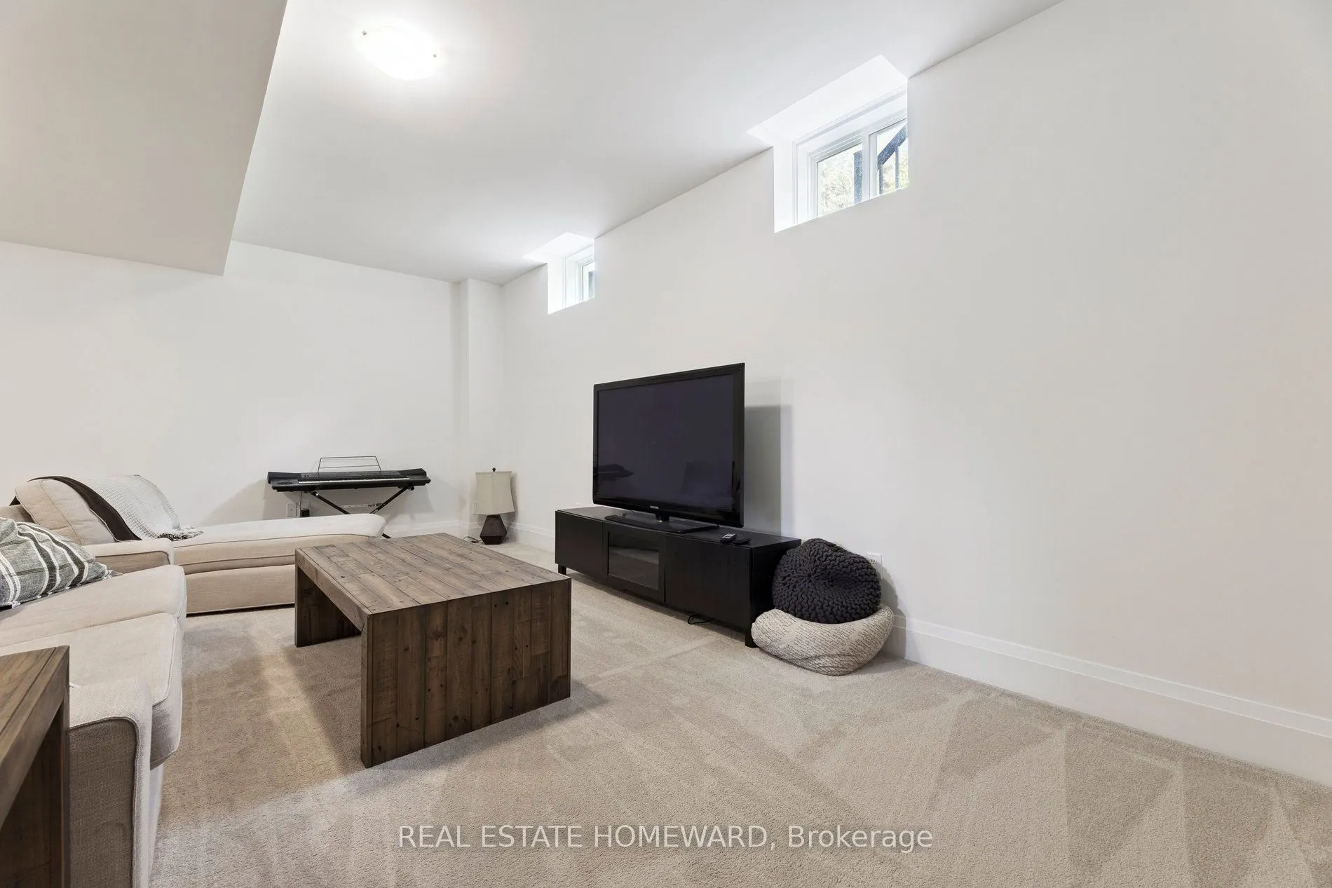 11 Lois Torrance Trail