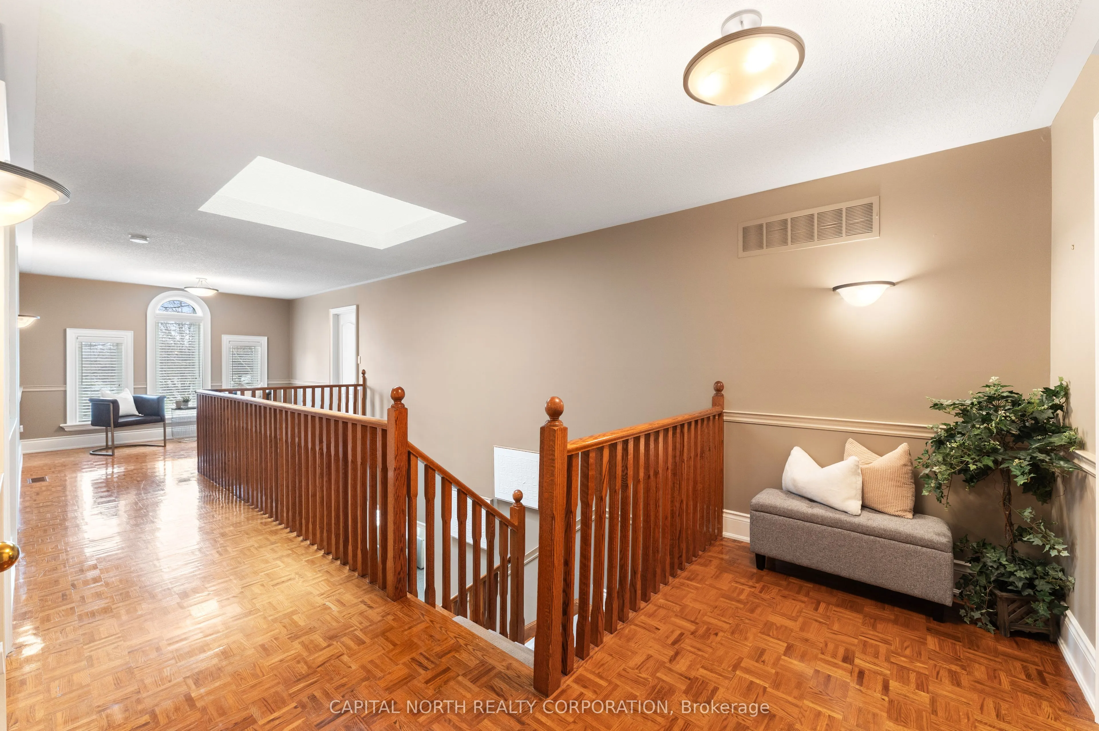 82 Harvester Crescent