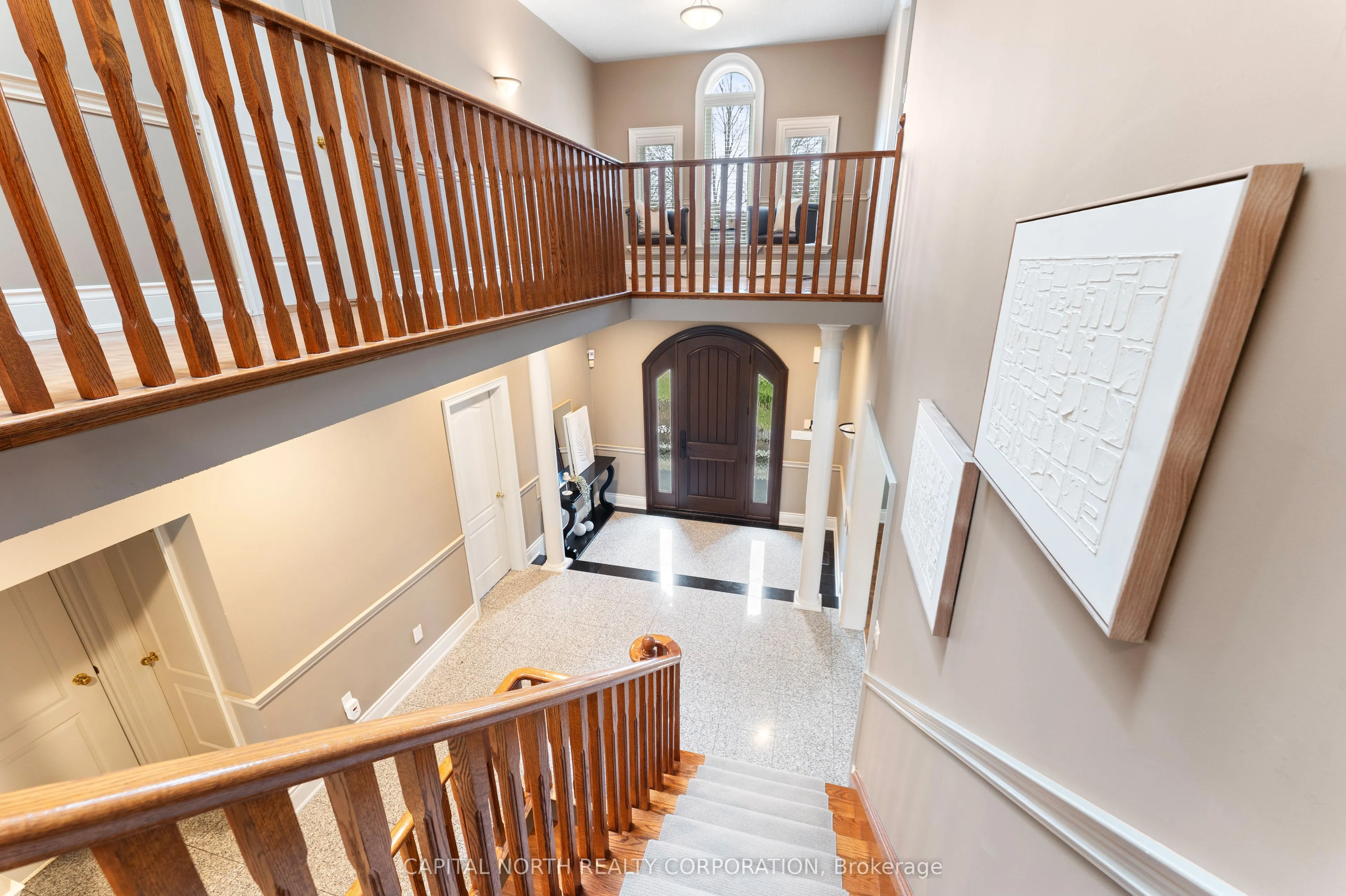 82 Harvester Crescent