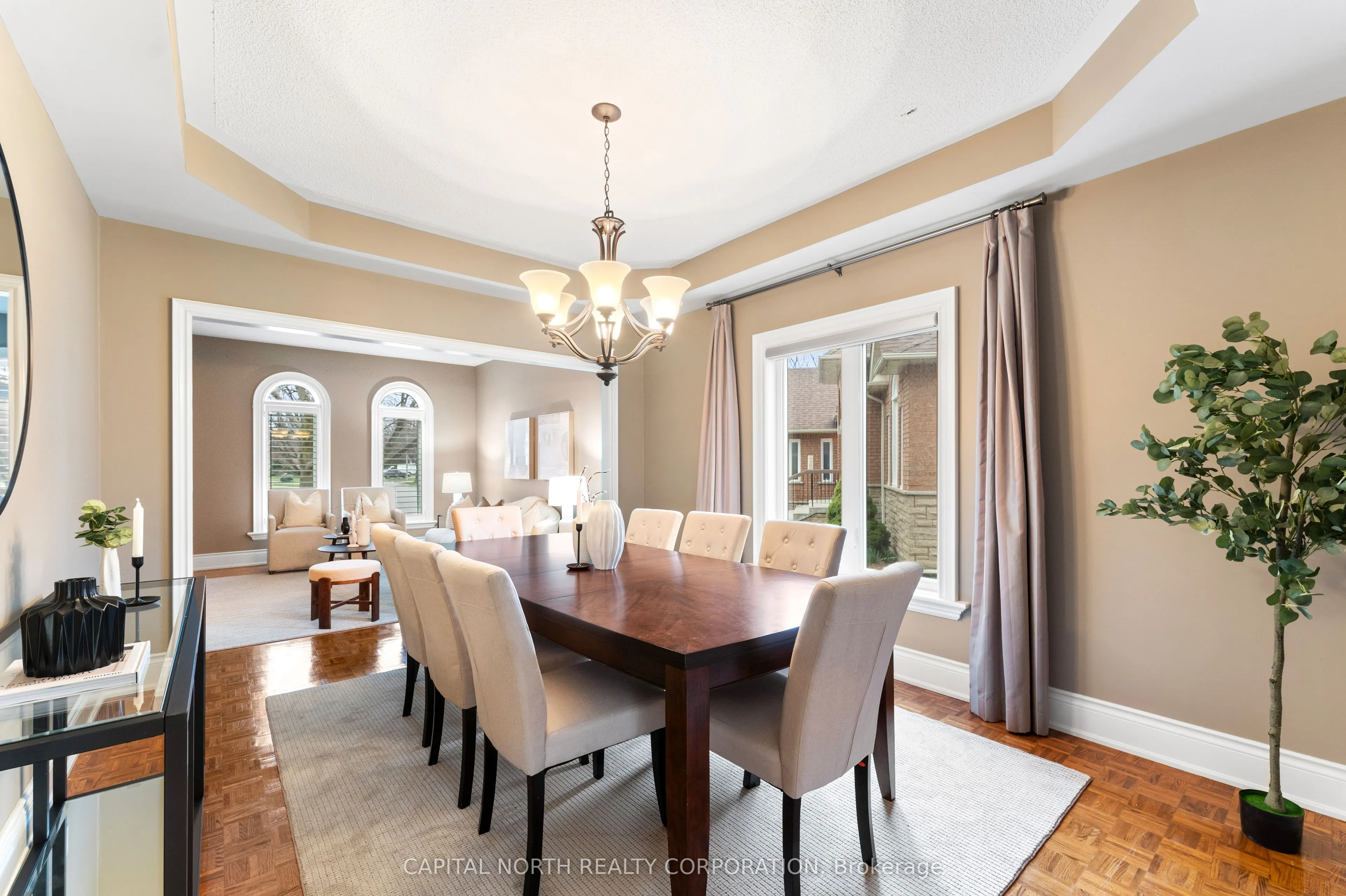 82 Harvester Crescent