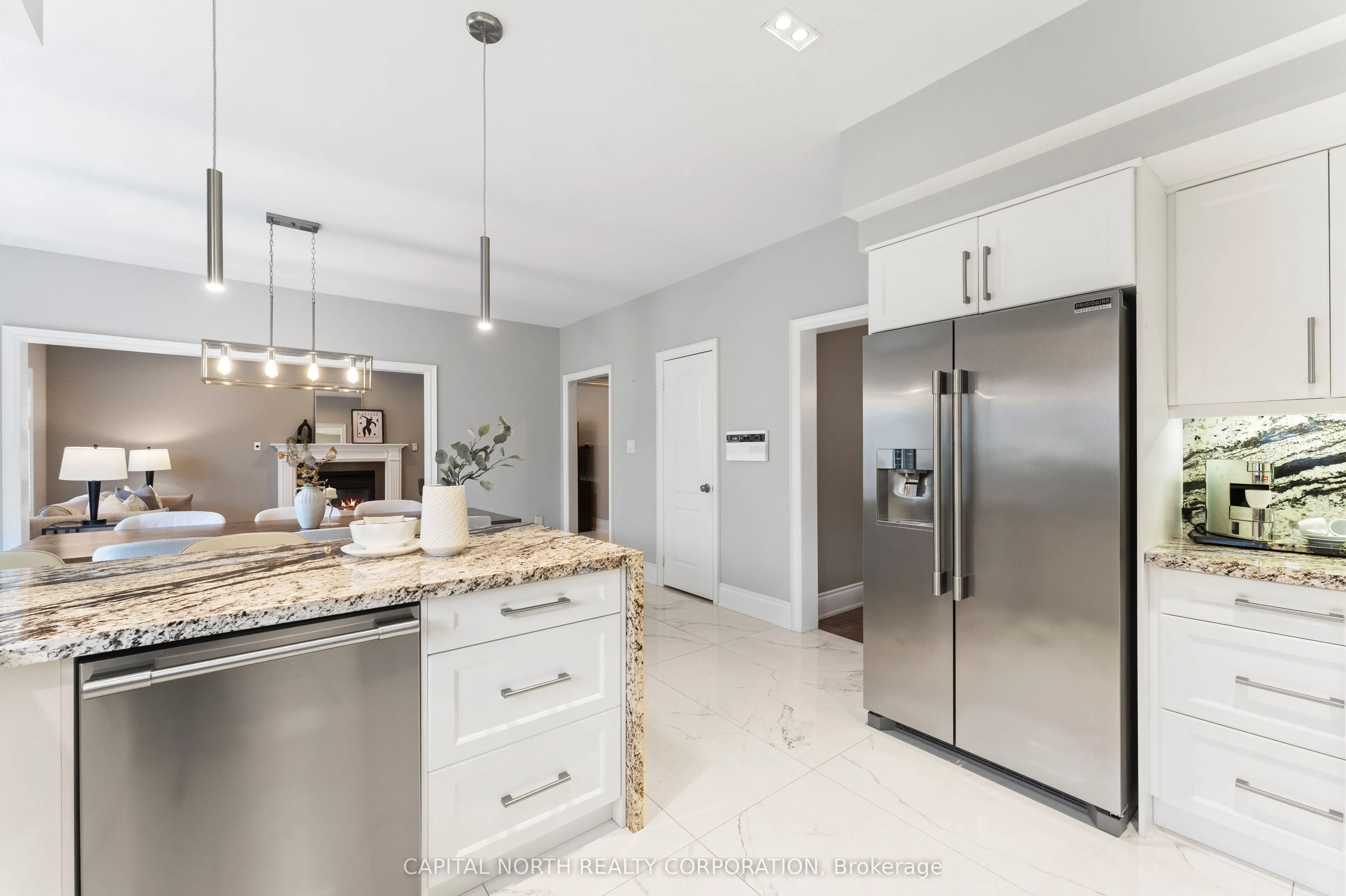 82 Harvester Crescent