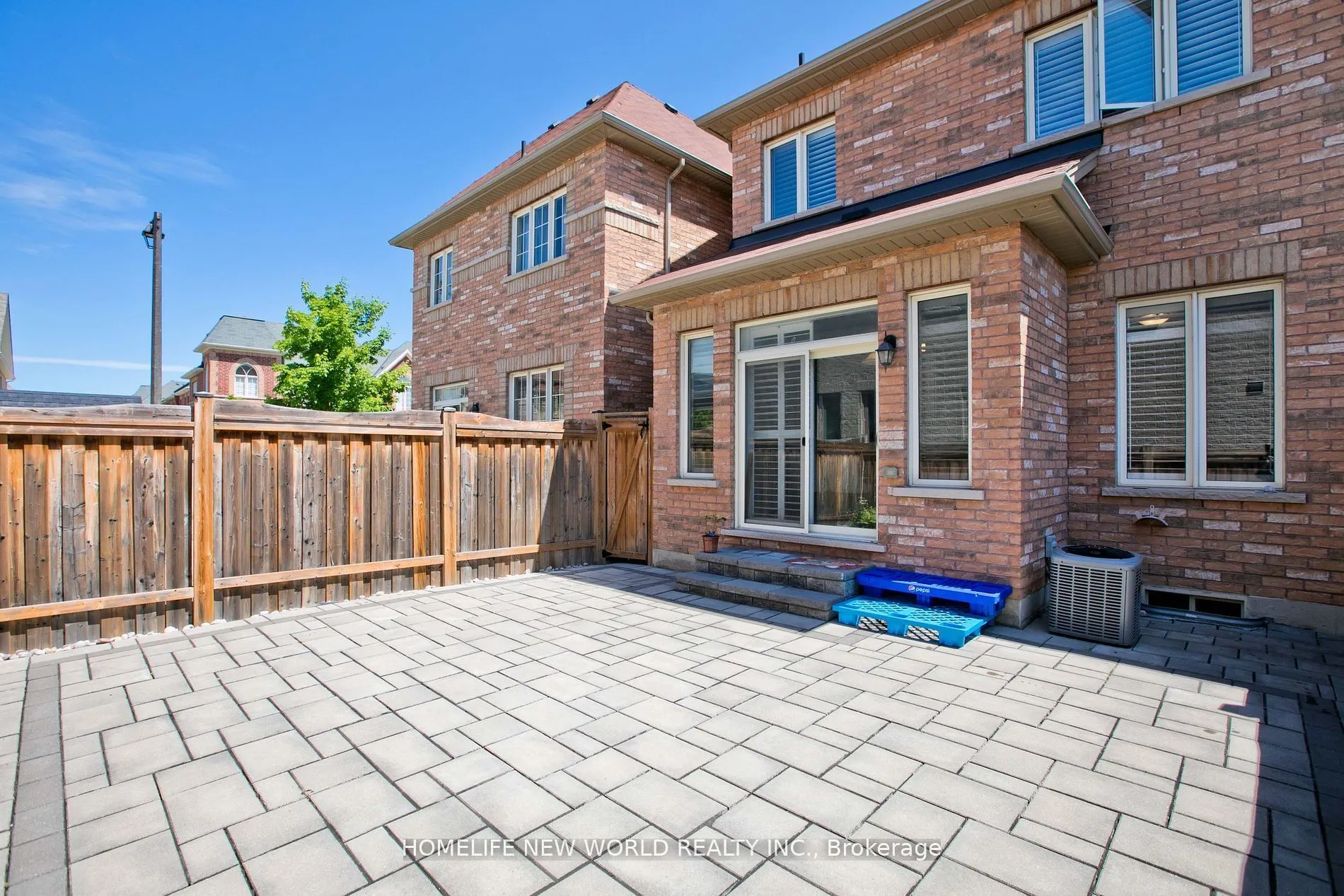 74 Brock Avenue