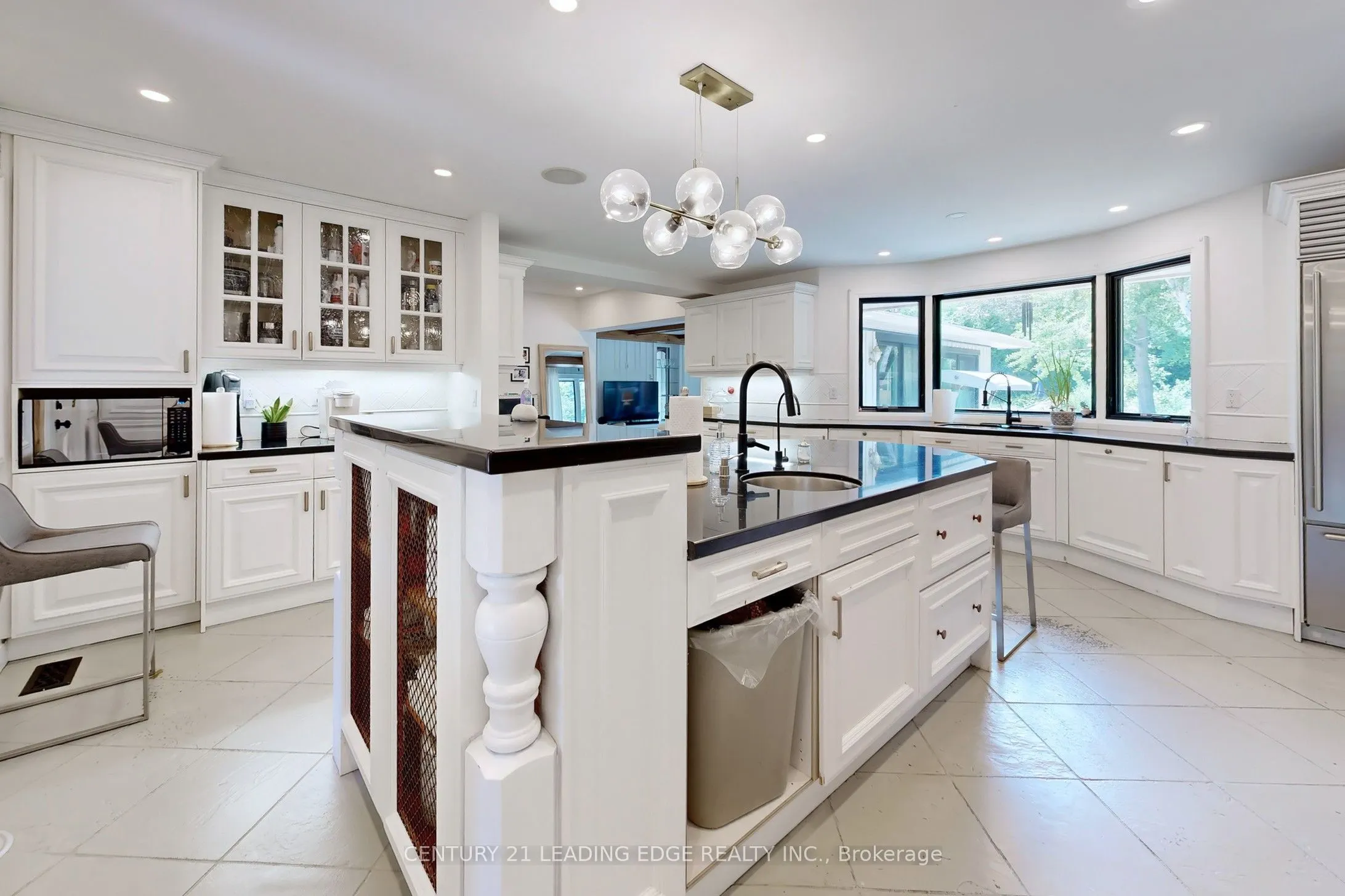18 Ridgevale Drive