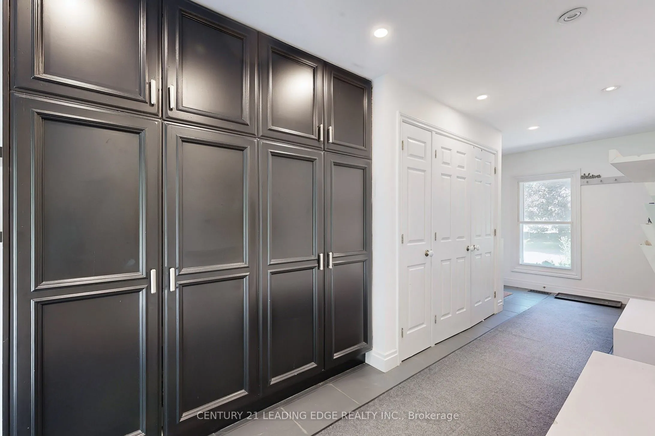 18 Ridgevale Drive